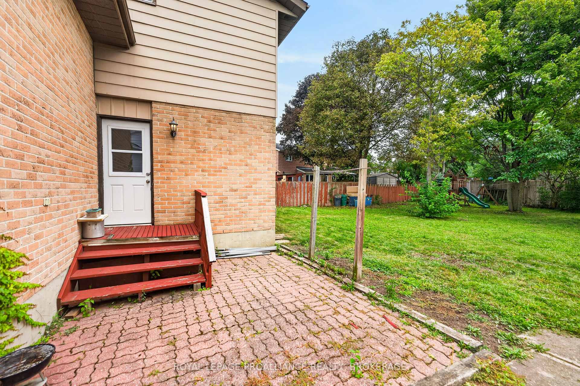 Photo 31 of 812 Lancaster Drive, Kingston, North of Taylor-Kidd Blvd — HOMEH