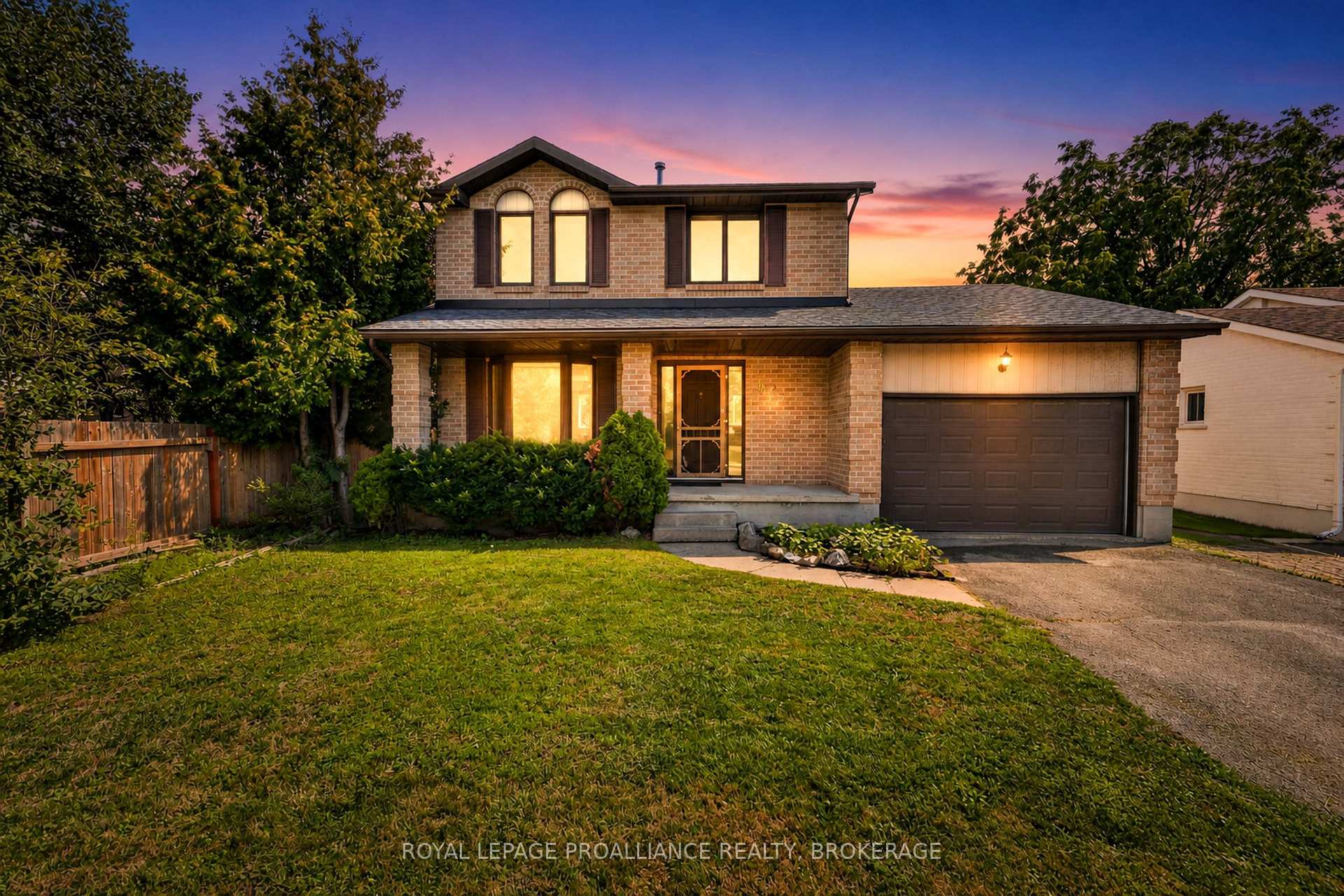 Photo 36 of 812 Lancaster Drive, Kingston, North of Taylor-Kidd Blvd — HOMEH