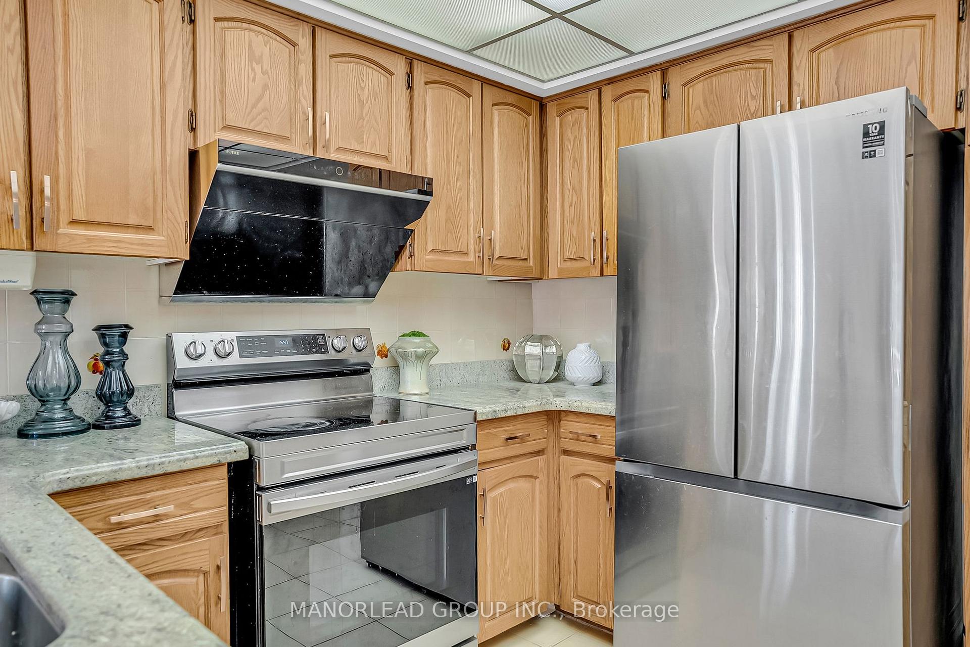 Photo 14 of 45 Aitken Circle, Markham, Unionville — HOMEH
