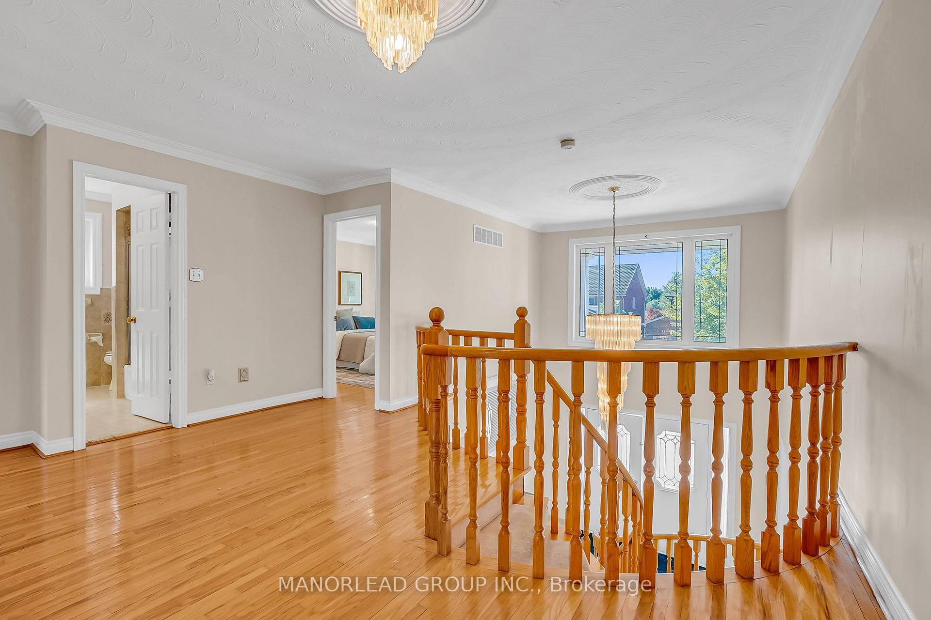 Photo 24 of 45 Aitken Circle, Markham, Unionville — HOMEH
