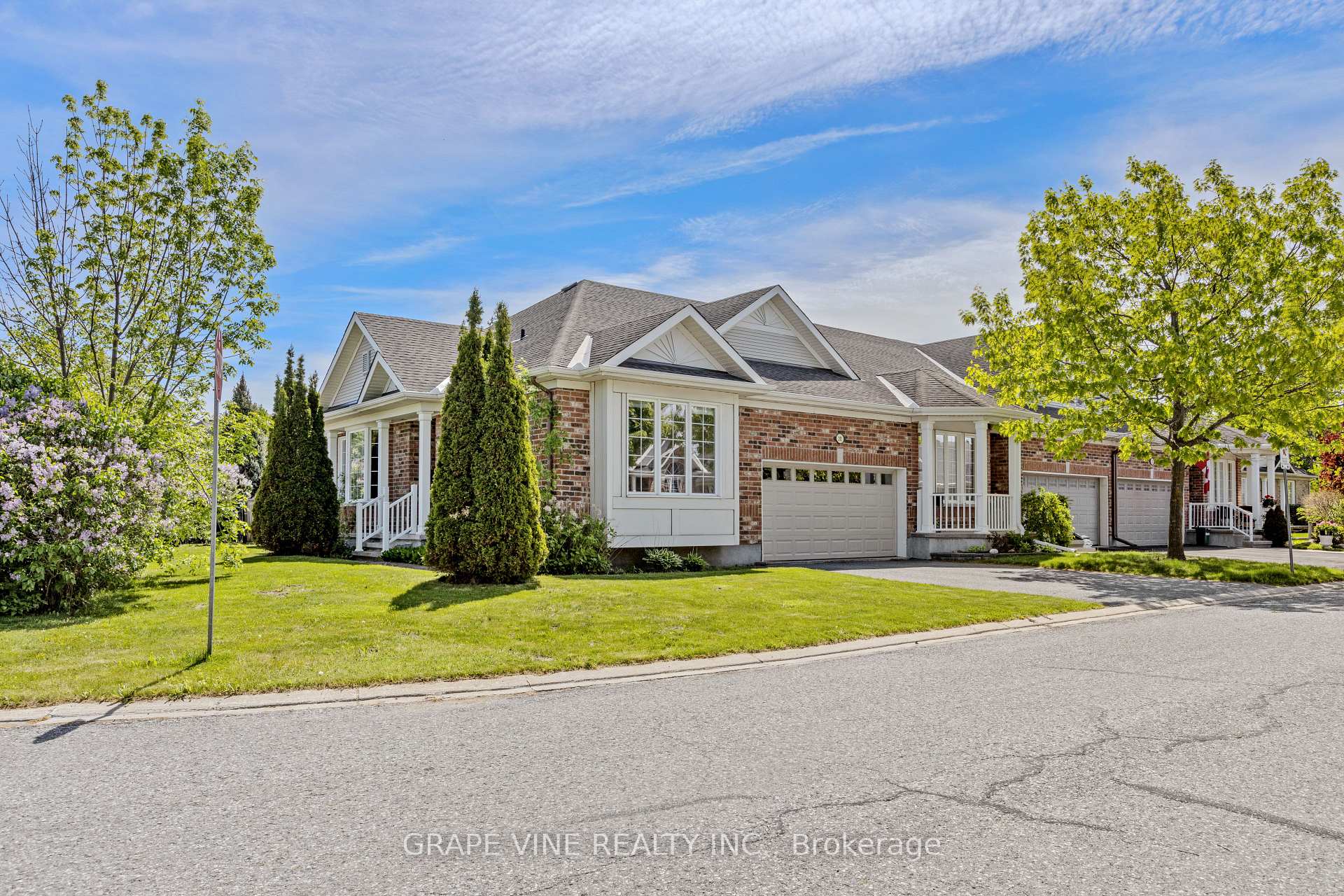 Photo 1 of 201 Ramelton Private, Ottawa, Barrhaven - Stonebridge — HOMEH