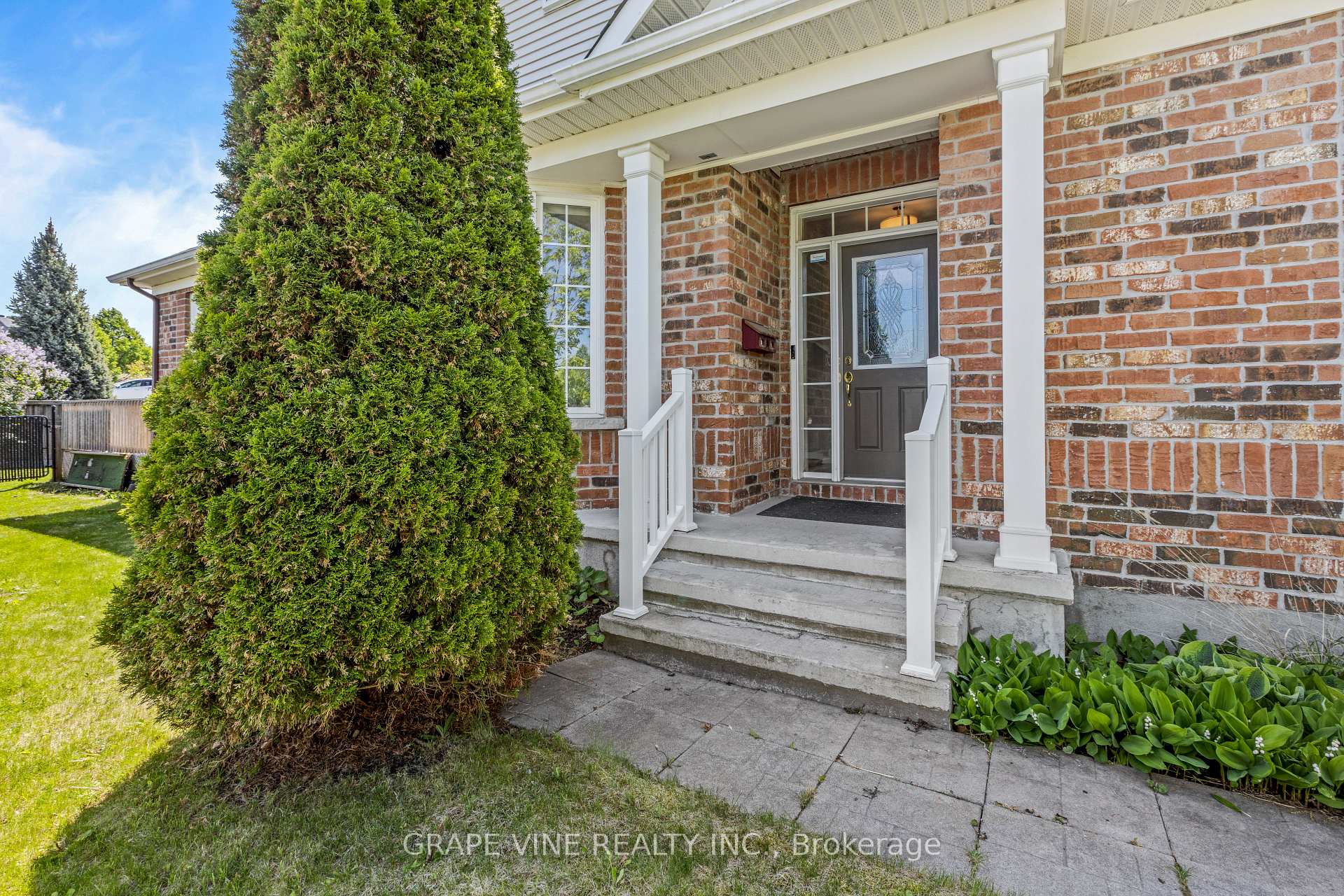 Photo 4 of 201 Ramelton Private, Ottawa, Barrhaven - Stonebridge — HOMEH