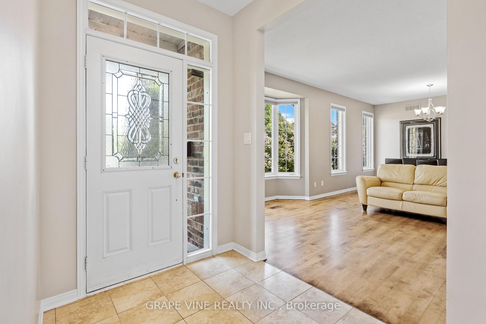 Photo 6 of 201 Ramelton Private, Ottawa, Barrhaven - Stonebridge — HOMEH