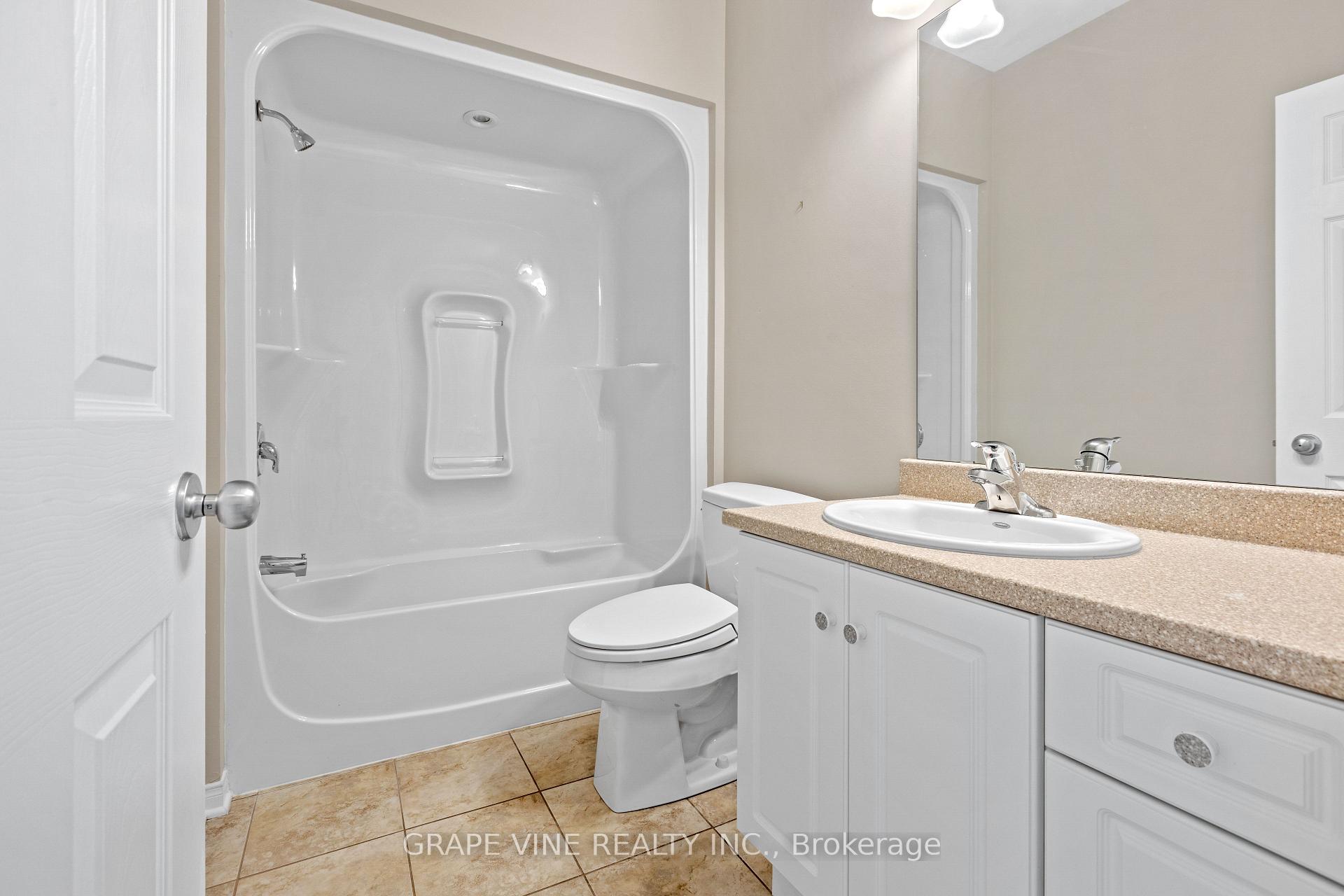 Photo 30 of 201 Ramelton Private, Ottawa, Barrhaven - Stonebridge — HOMEH