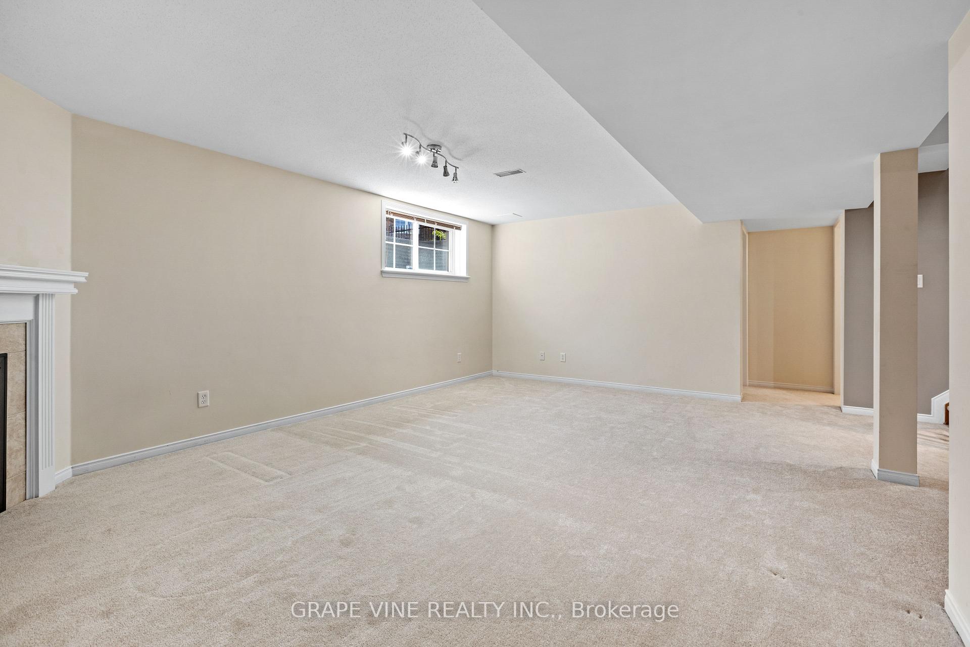 Photo 35 of 201 Ramelton Private, Ottawa, Barrhaven - Stonebridge — HOMEH