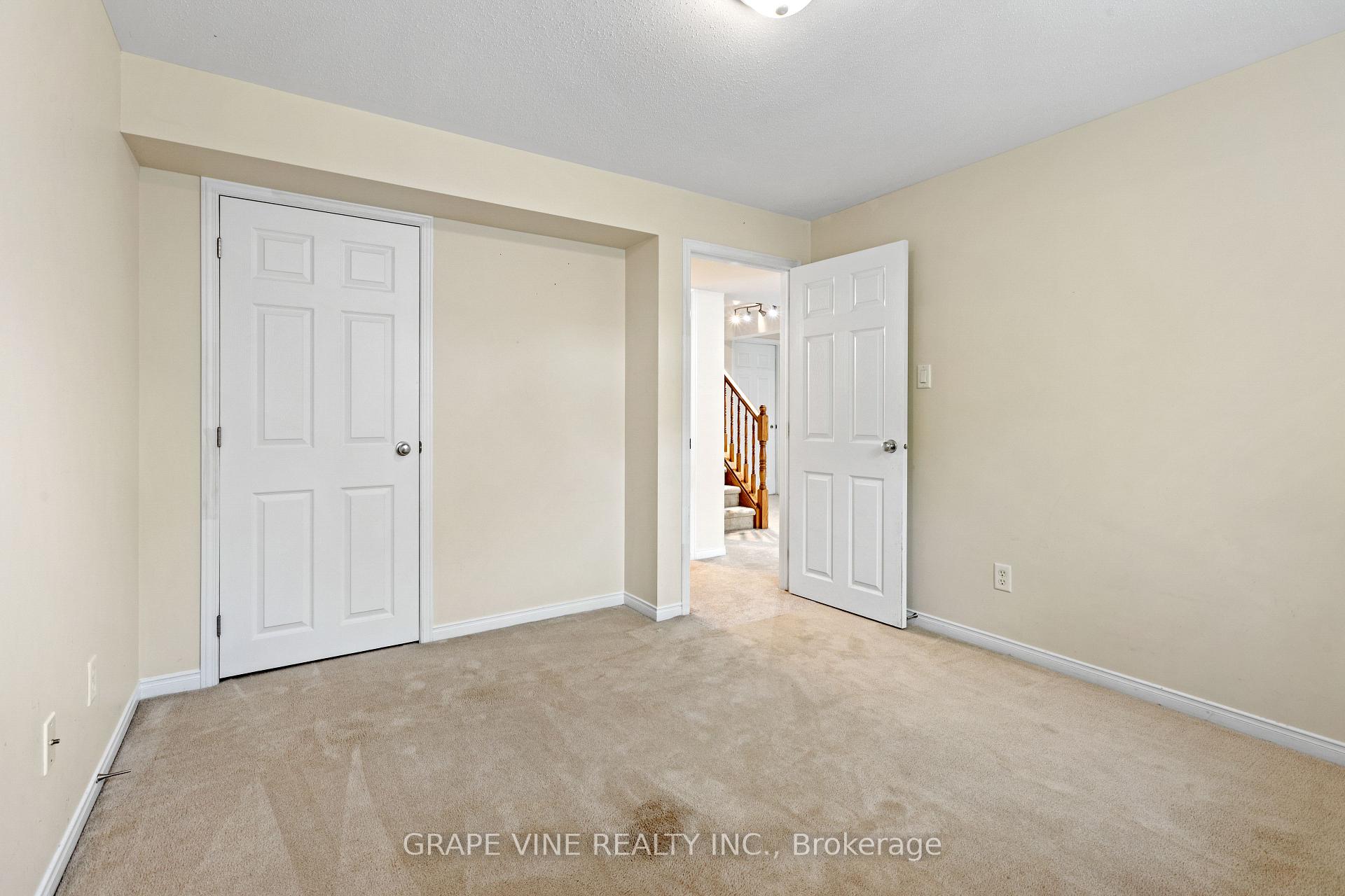 Photo 37 of 201 Ramelton Private, Ottawa, Barrhaven - Stonebridge — HOMEH