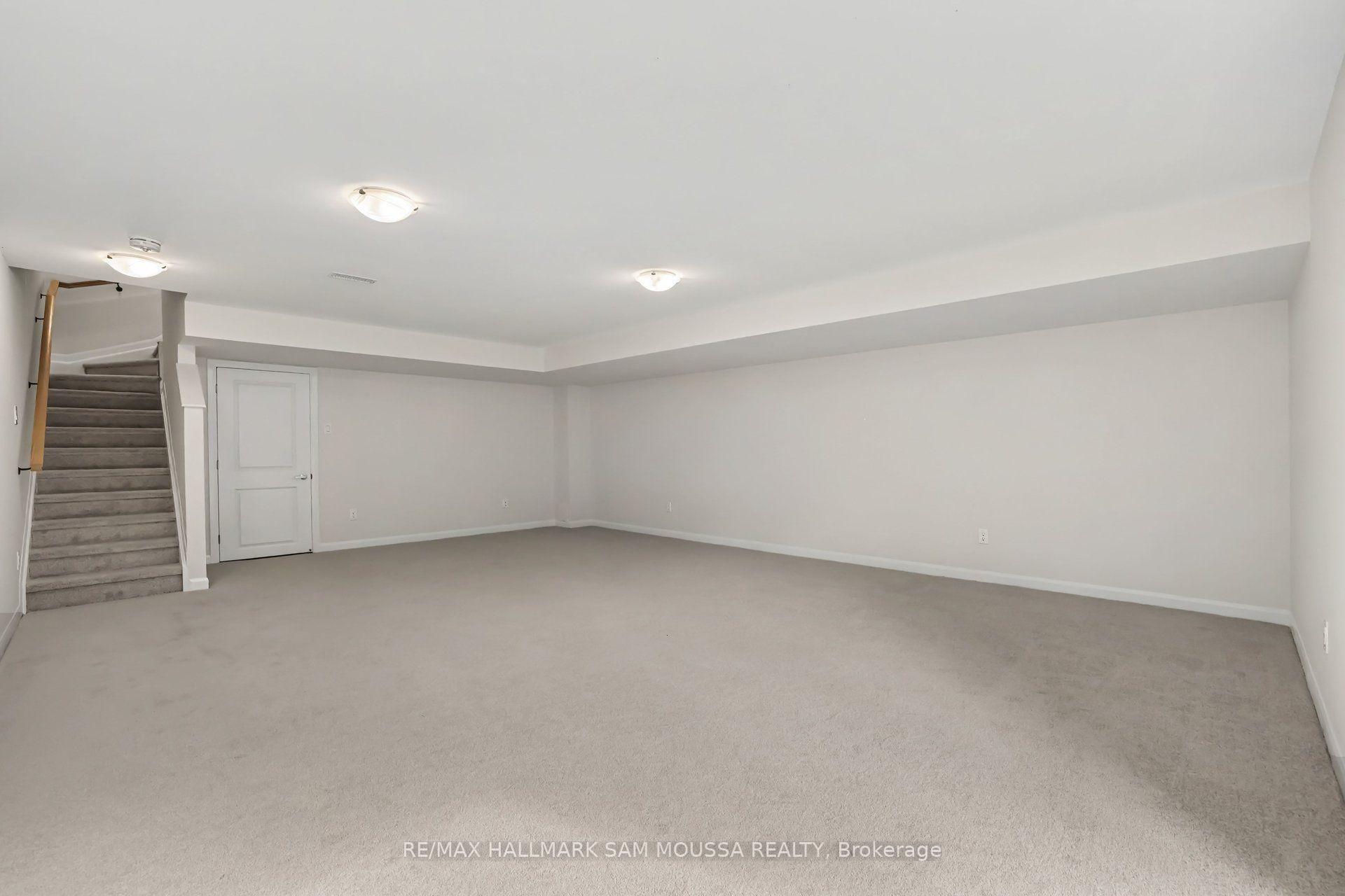 Photo 26 of 886 Eileen Vollick Crescent, Ottawa, Kanata - Morgan's Grant/South March — HOMEH