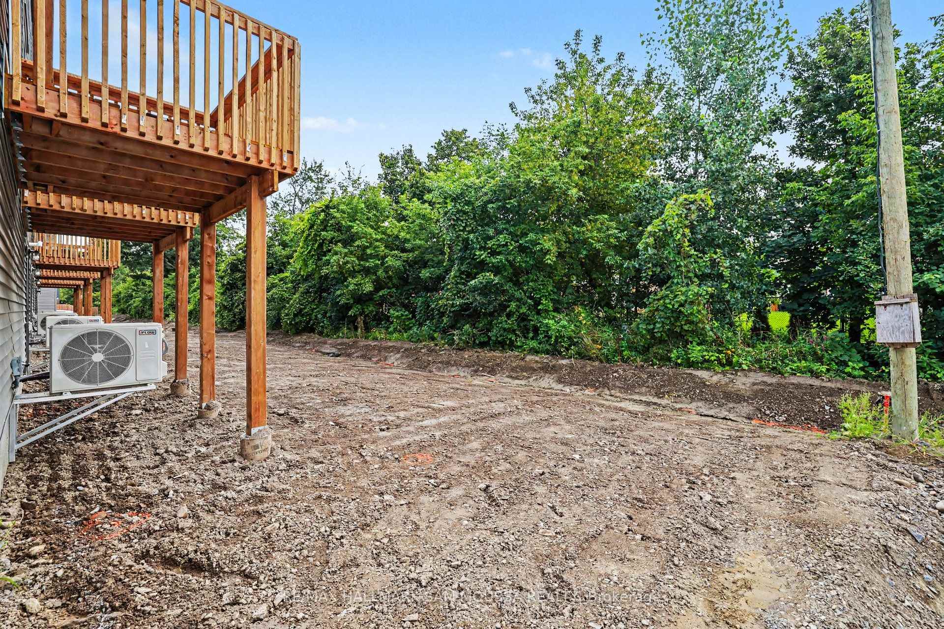 Photo 29 of 886 Eileen Vollick Crescent, Ottawa, Kanata - Morgan's Grant/South March — HOMEH