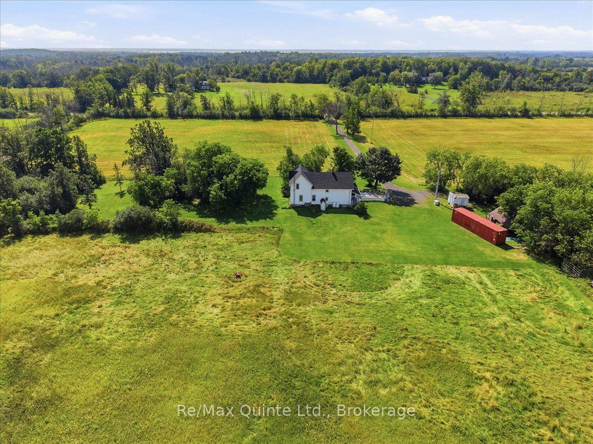 Photo 2 of 139 Lazier Road, Tyendinaga, Tyendinaga Township — HOMEH
