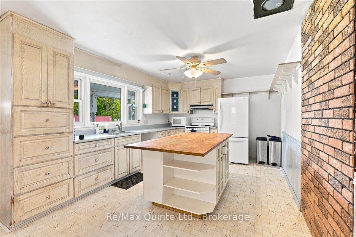 Photo 9 of 139 Lazier Road, Tyendinaga, Tyendinaga Township — HOMEH