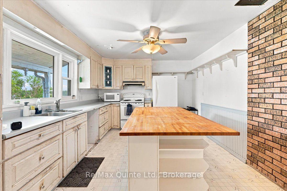 Photo 10 of 139 Lazier Road, Tyendinaga, Tyendinaga Township — HOMEH
