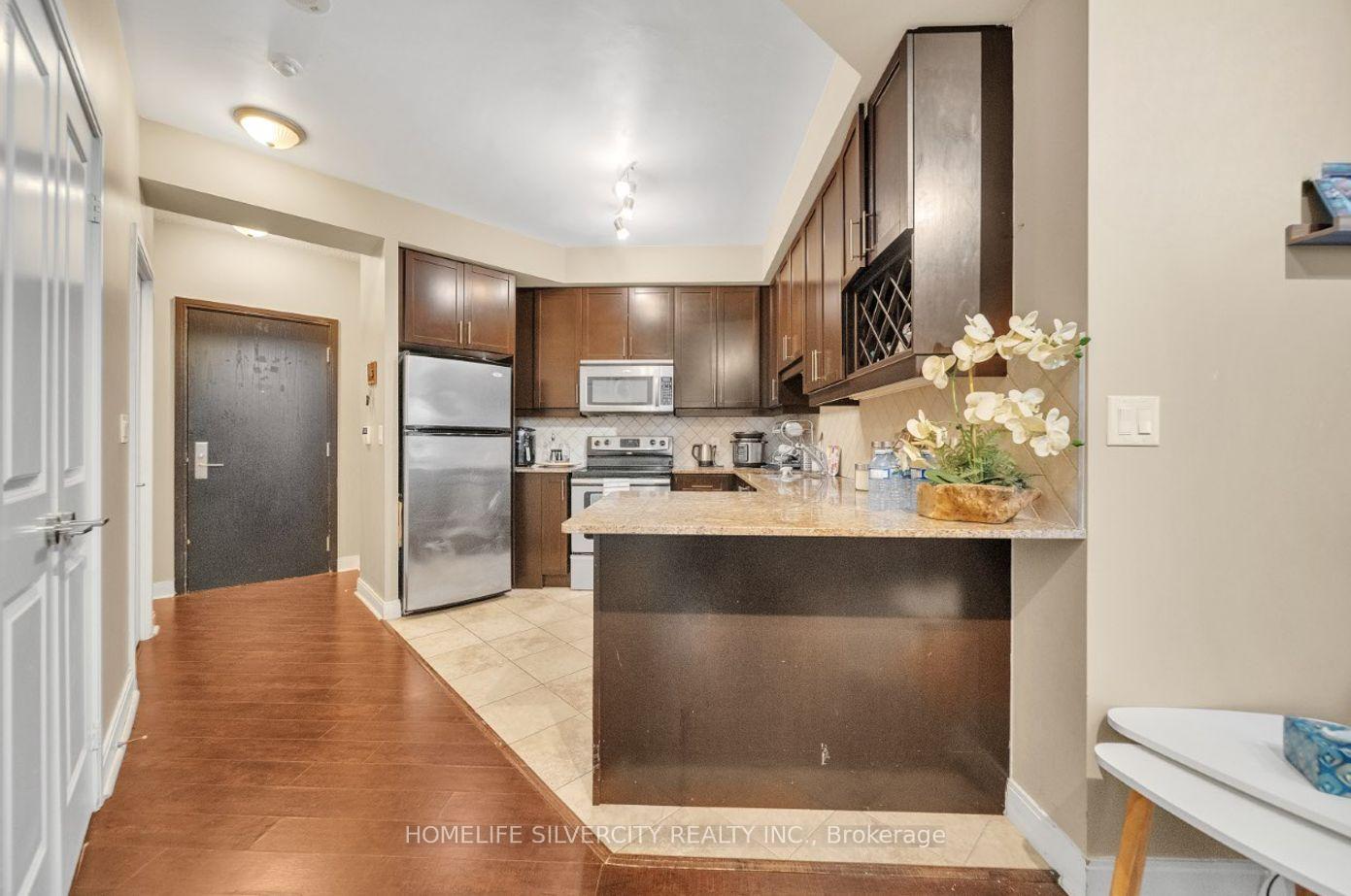 Photo 6 of Unit 2006, 80 Absolute Avenue, Mississauga, City Centre — HOMEH