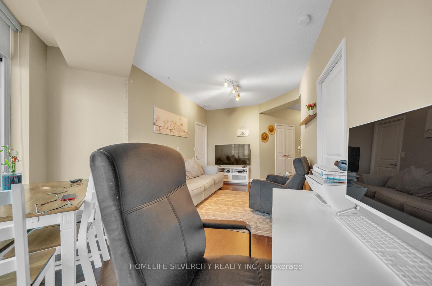 Photo 12 of Unit 2006, 80 Absolute Avenue, Mississauga, City Centre — HOMEH