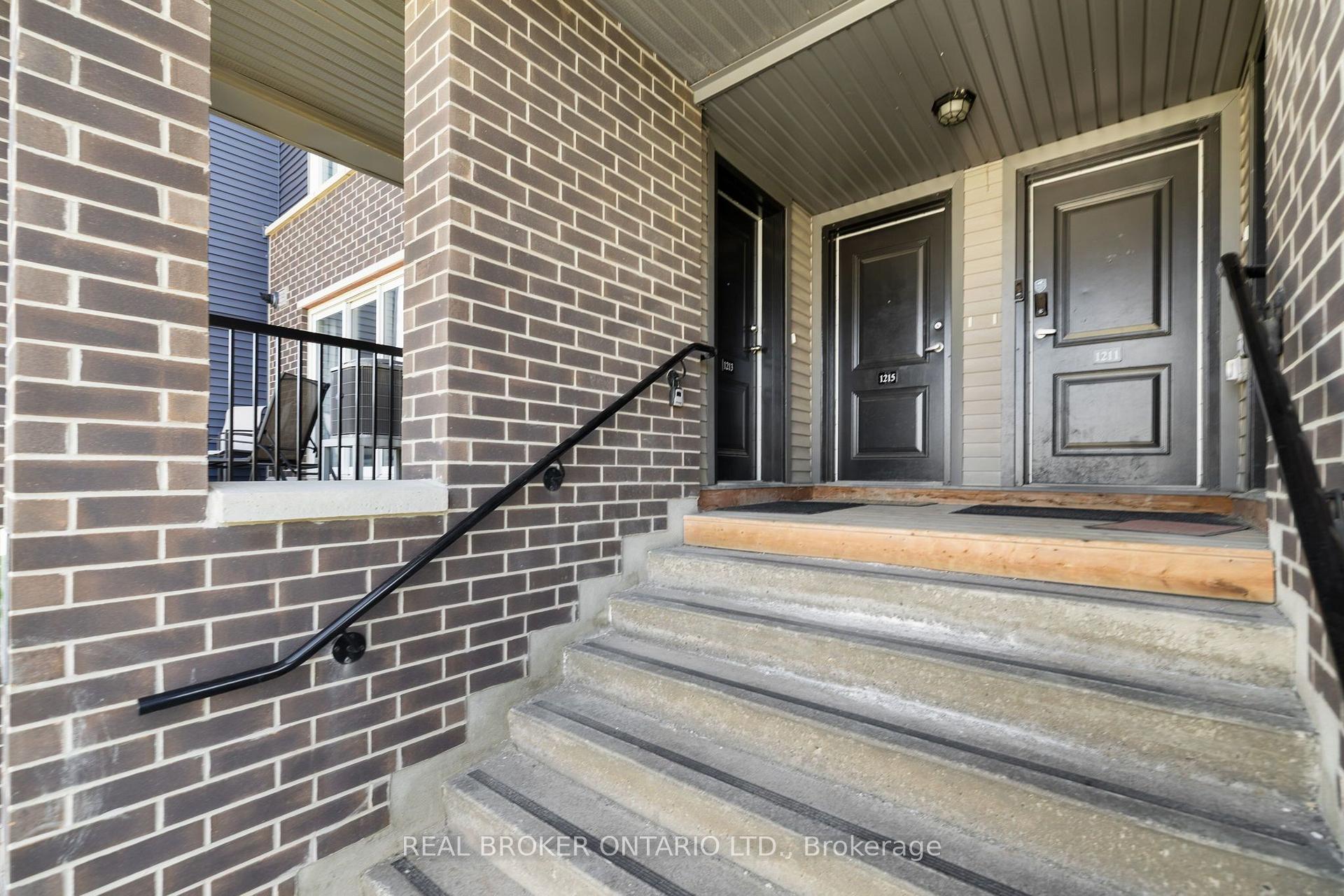 Photo 5 of Unit 2, 1213 Chapman Mills Drive, Ottawa, Barrhaven - Heritage Park — HOMEH