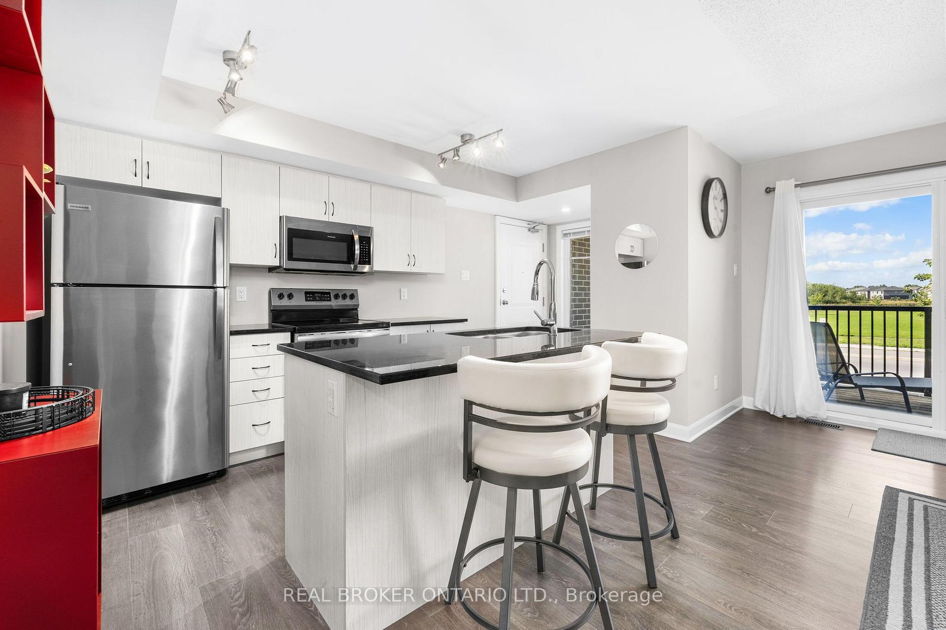 Photo 16 of Unit 2, 1213 Chapman Mills Drive, Ottawa, Barrhaven - Heritage Park — HOMEH