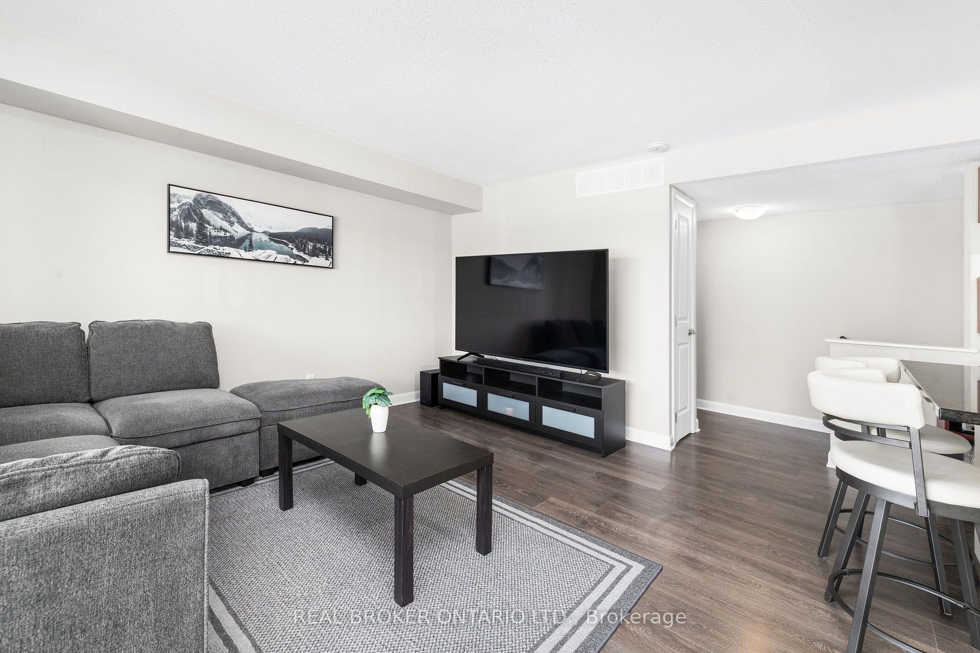Photo 27 of Unit 2, 1213 Chapman Mills Drive, Ottawa, Barrhaven - Heritage Park — HOMEH