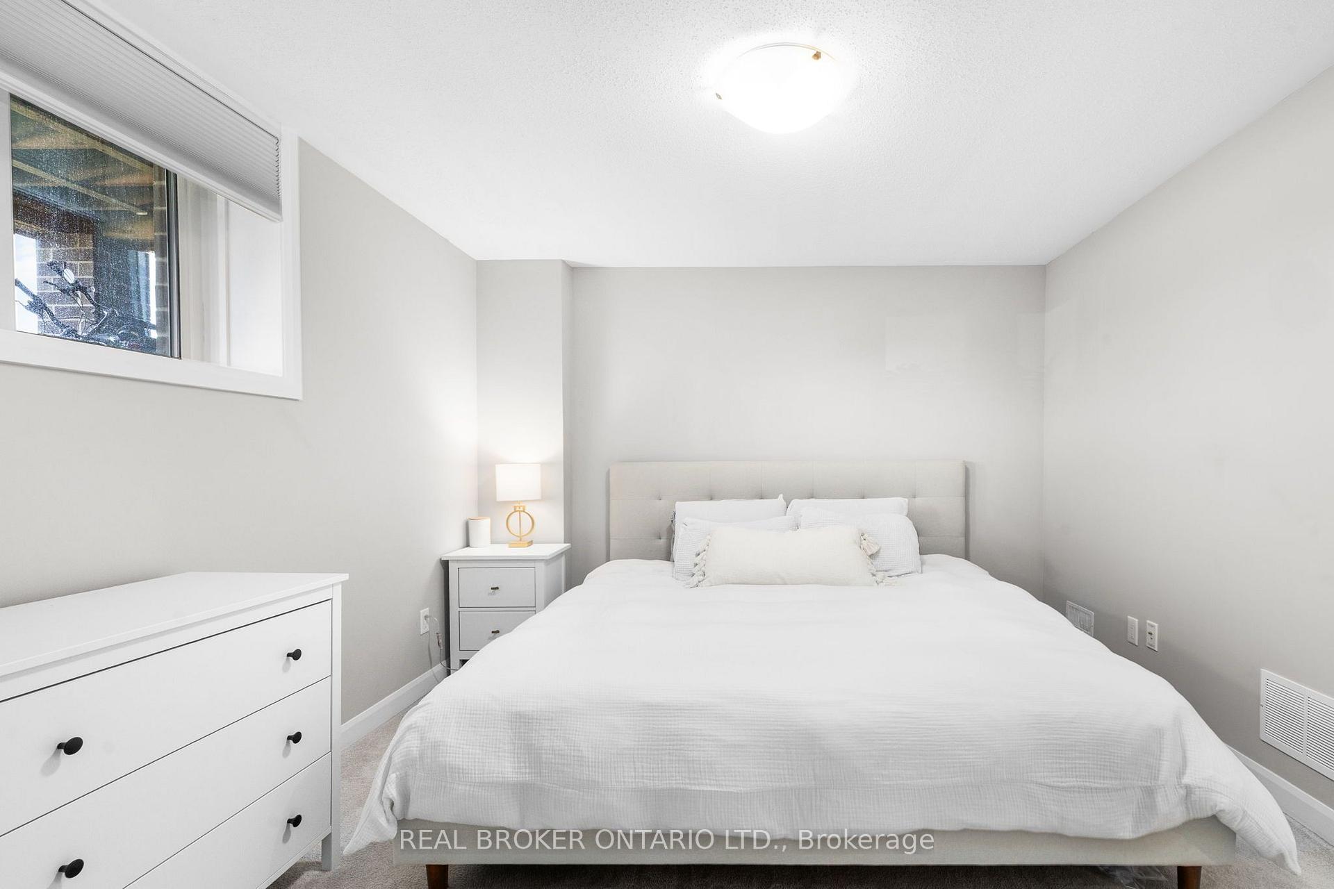 Photo 44 of Unit 2, 1213 Chapman Mills Drive, Ottawa, Barrhaven - Heritage Park — HOMEH