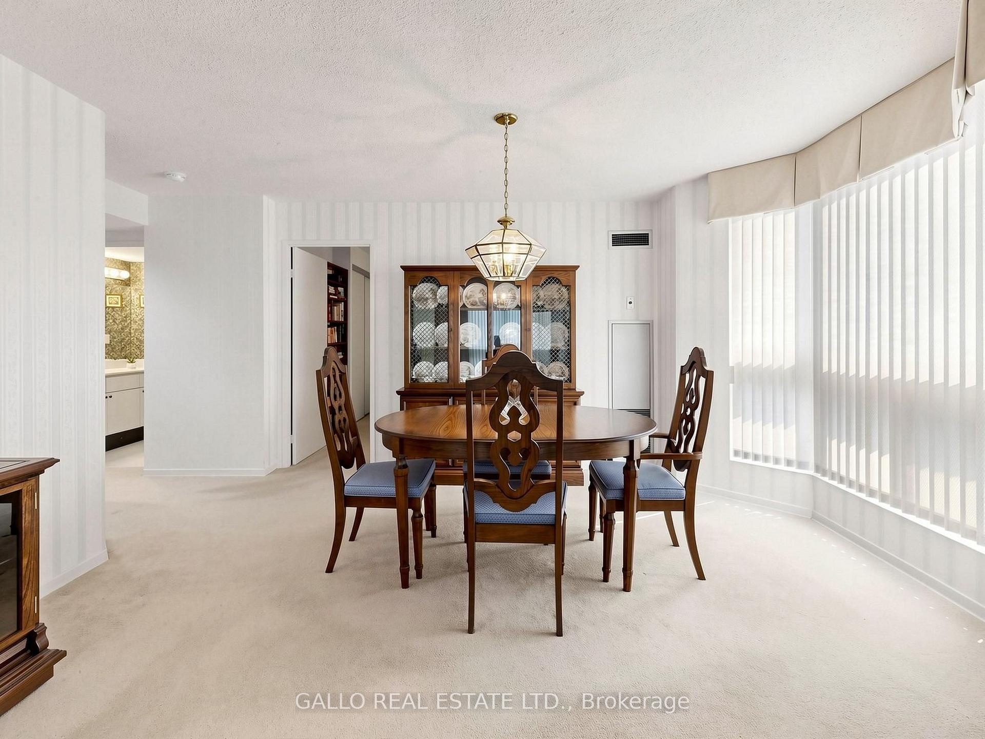 Photo 14 of Unit 203, 10 Kenneth Avenue, North York, Willowdale East — HOMEH
