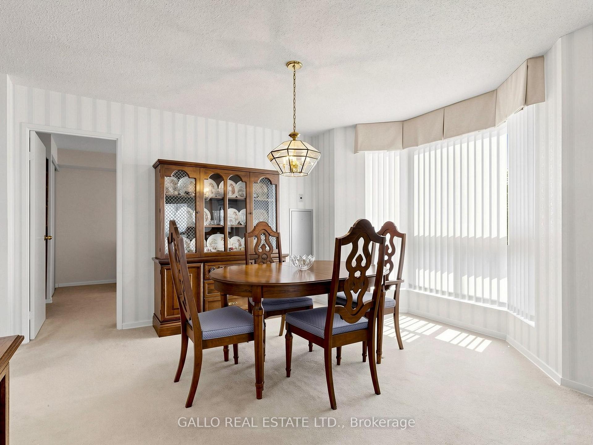 Photo 15 of Unit 203, 10 Kenneth Avenue, North York, Willowdale East — HOMEH