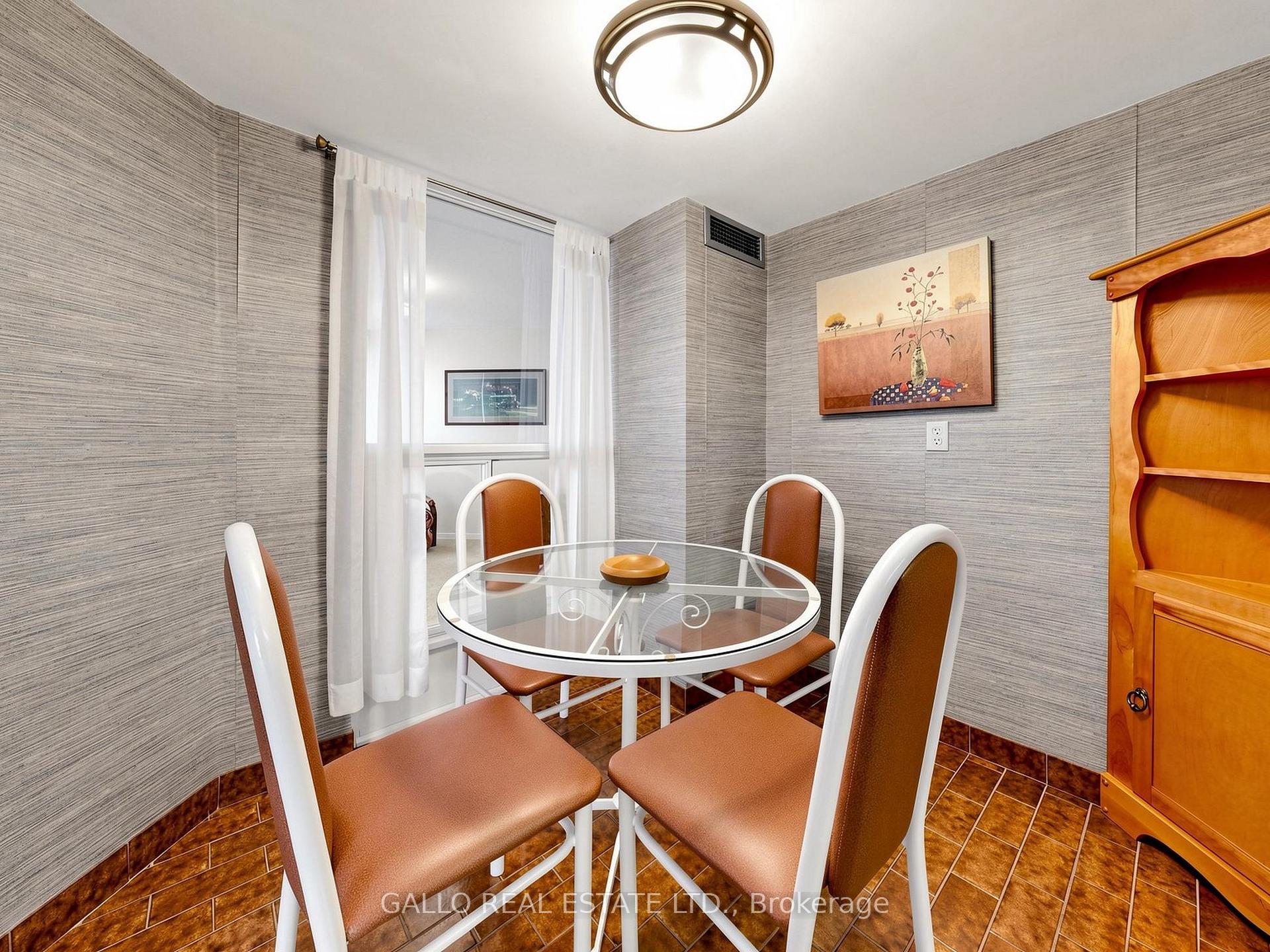 Photo 23 of Unit 203, 10 Kenneth Avenue, North York, Willowdale East — HOMEH