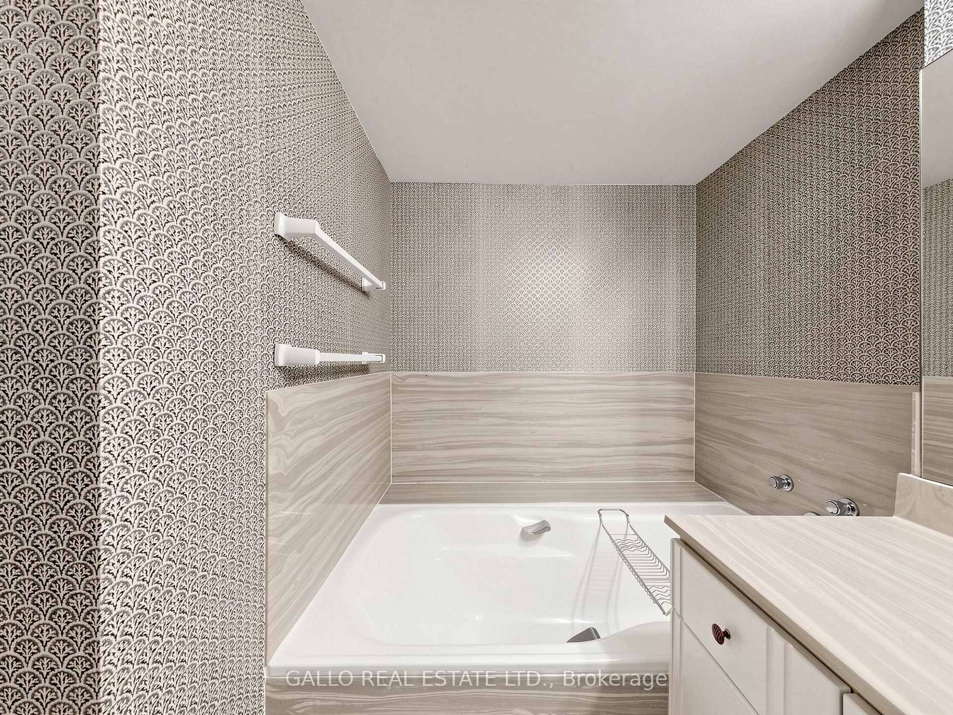 Photo 28 of Unit 203, 10 Kenneth Avenue, North York, Willowdale East — HOMEH