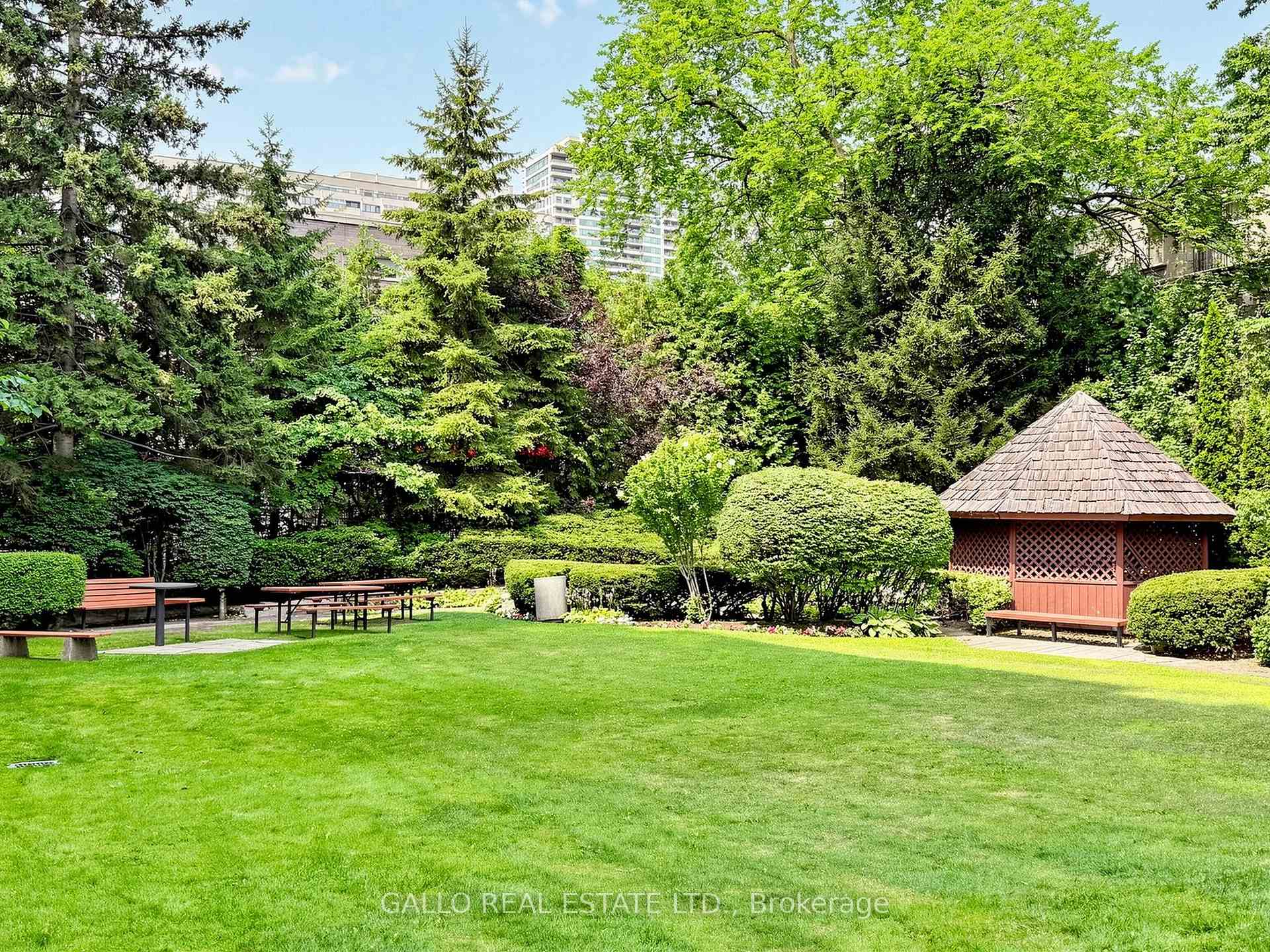 Photo 38 of Unit 203, 10 Kenneth Avenue, North York, Willowdale East — HOMEH