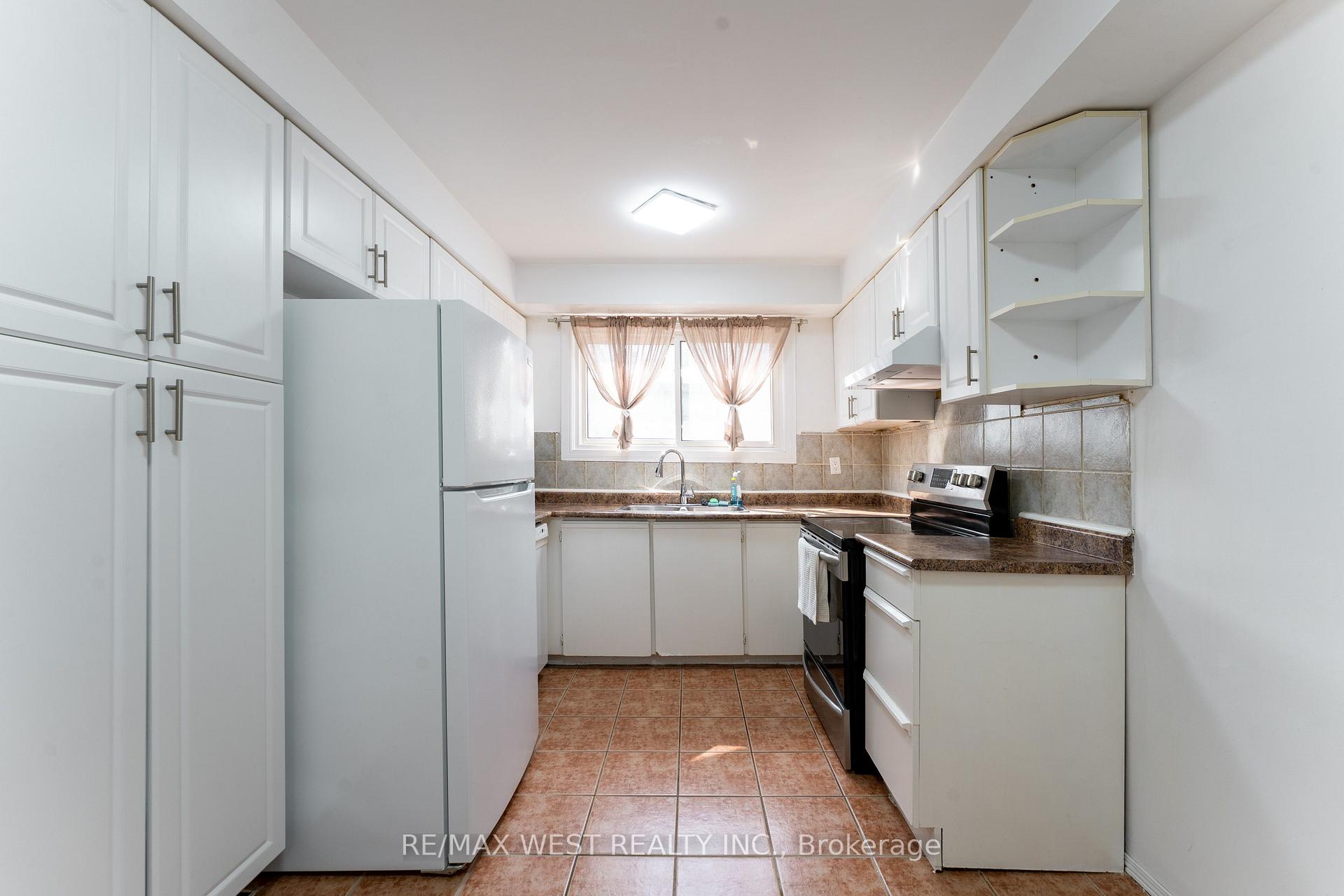 Photo 12 of Unit 37, 69 Maple Branch Path, Etobicoke, Kingsview Village-The Westway — HOMEH