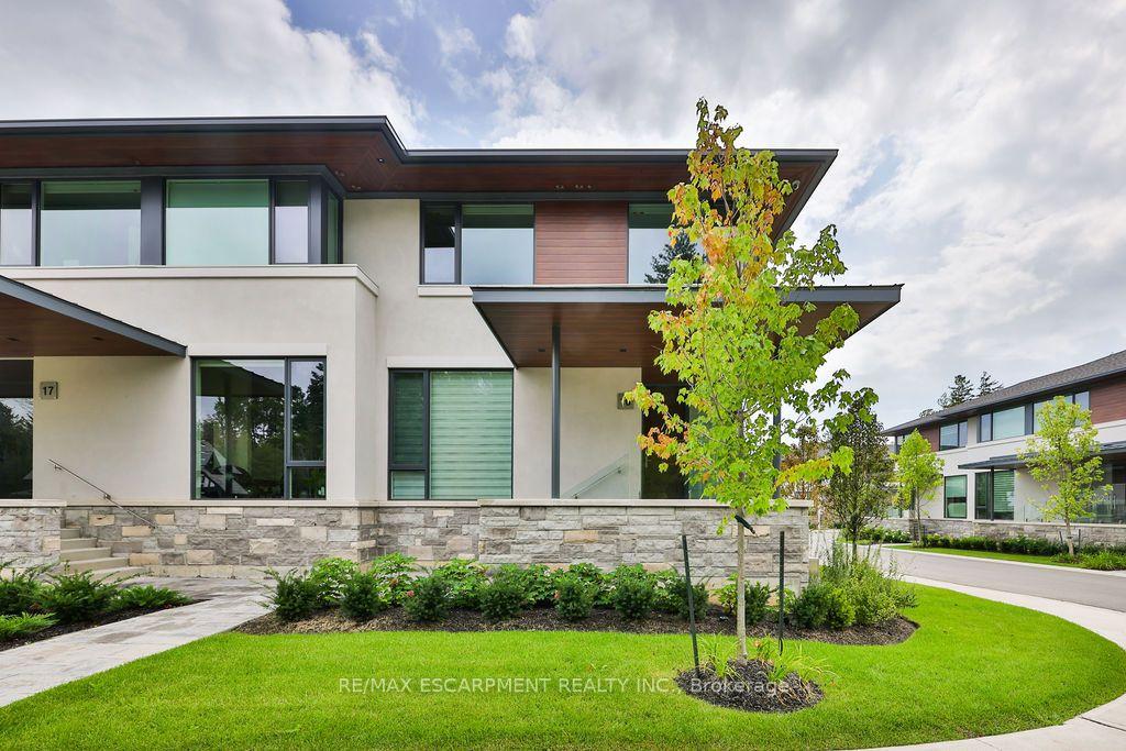 Photo of Unit 16, 10 Maple Grove Drive