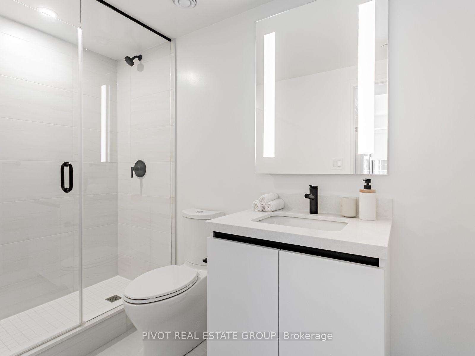 Photo 7 of Unit 1003, 4023 The Exchange, Mississauga, City Centre — HOMEH