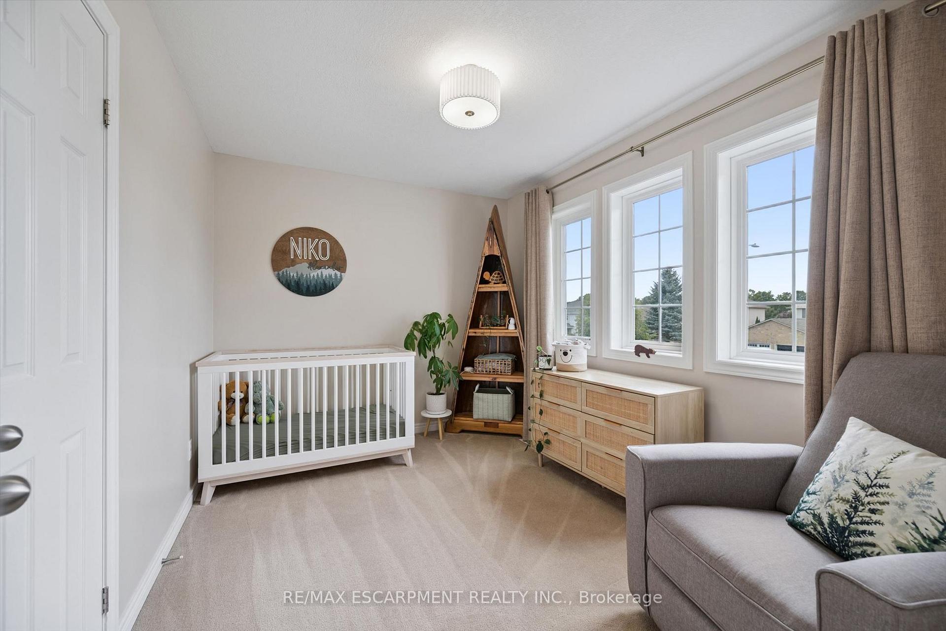 Photo 24 of 193 Hilltop Drive, North Dumfries, Ayr — HOMEH