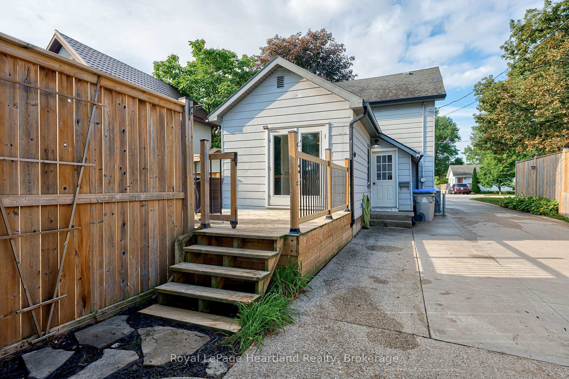 Photo 56 of 166 Goderich Street W, Huron East, Seaforth — HOMEH