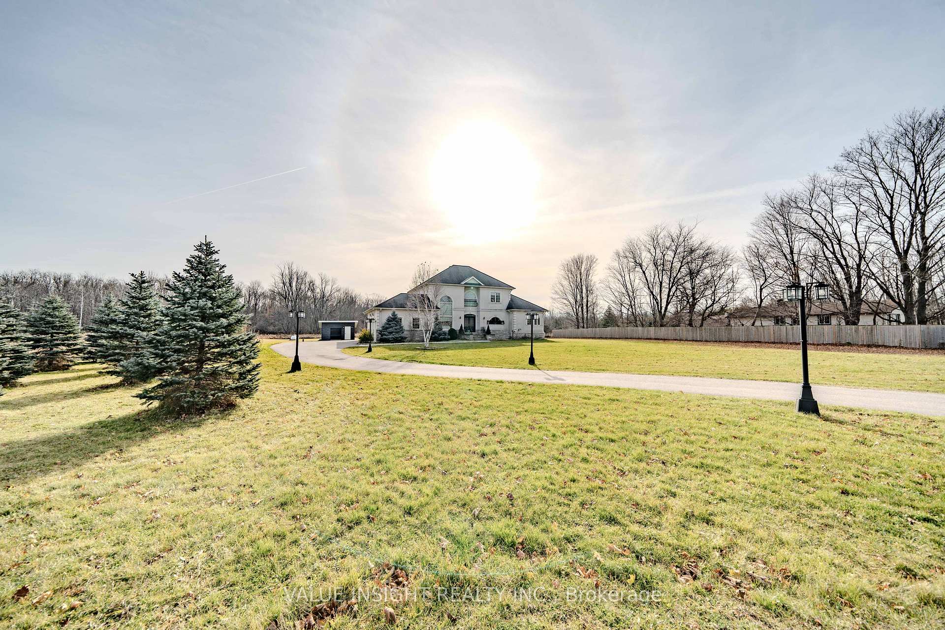 Photo 2 of 166 Campbellville Road, Hamilton, Rural Flamborough — HOMEH