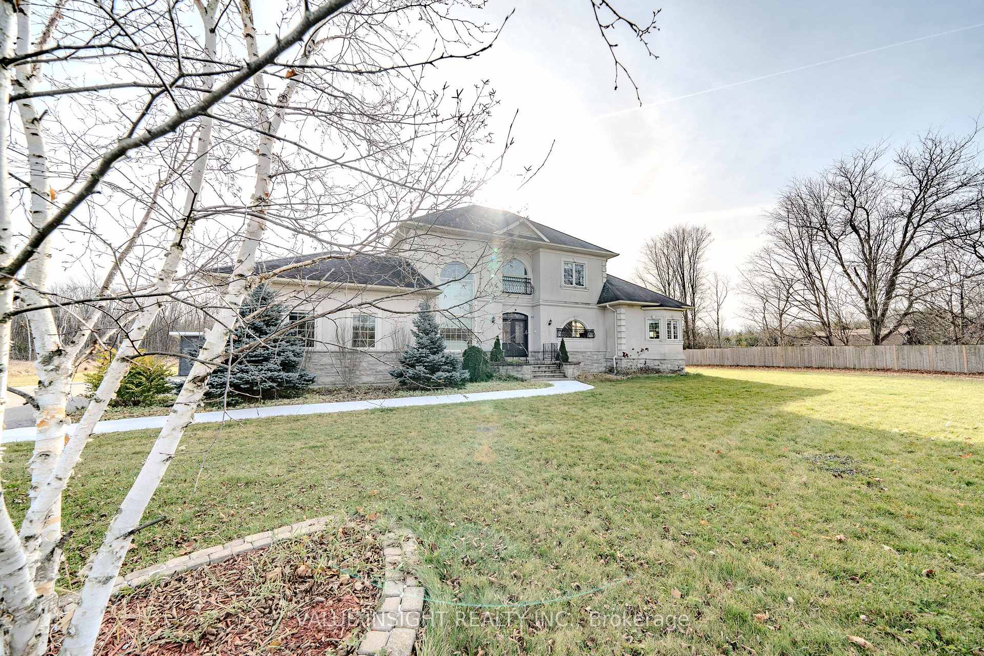 Photo 4 of 166 Campbellville Road, Hamilton, Rural Flamborough — HOMEH