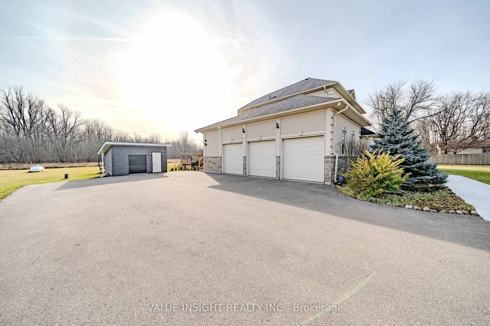 Photo 5 of 166 Campbellville Road, Hamilton, Rural Flamborough — HOMEH