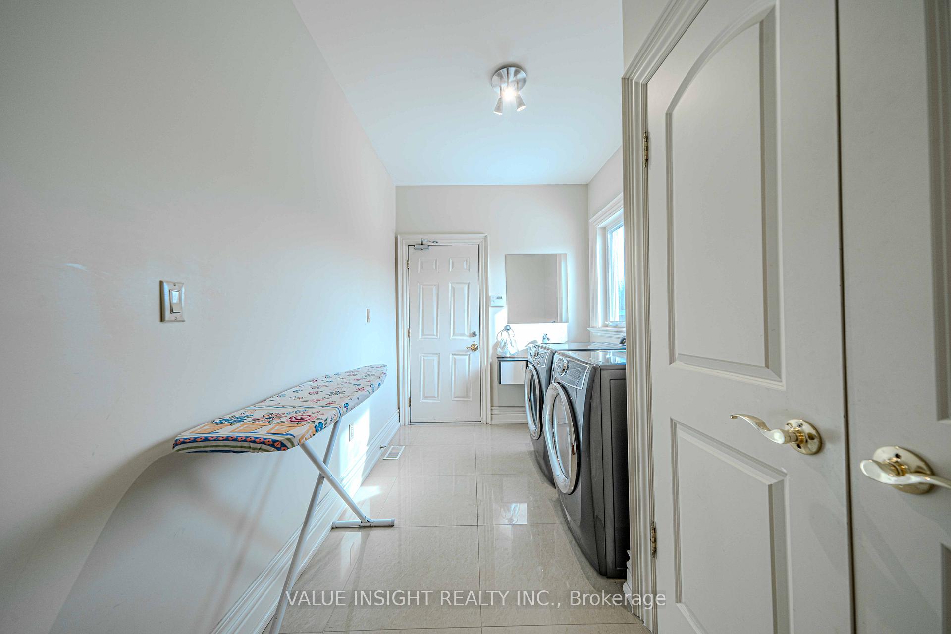 Photo 23 of 166 Campbellville Road, Hamilton, Rural Flamborough — HOMEH