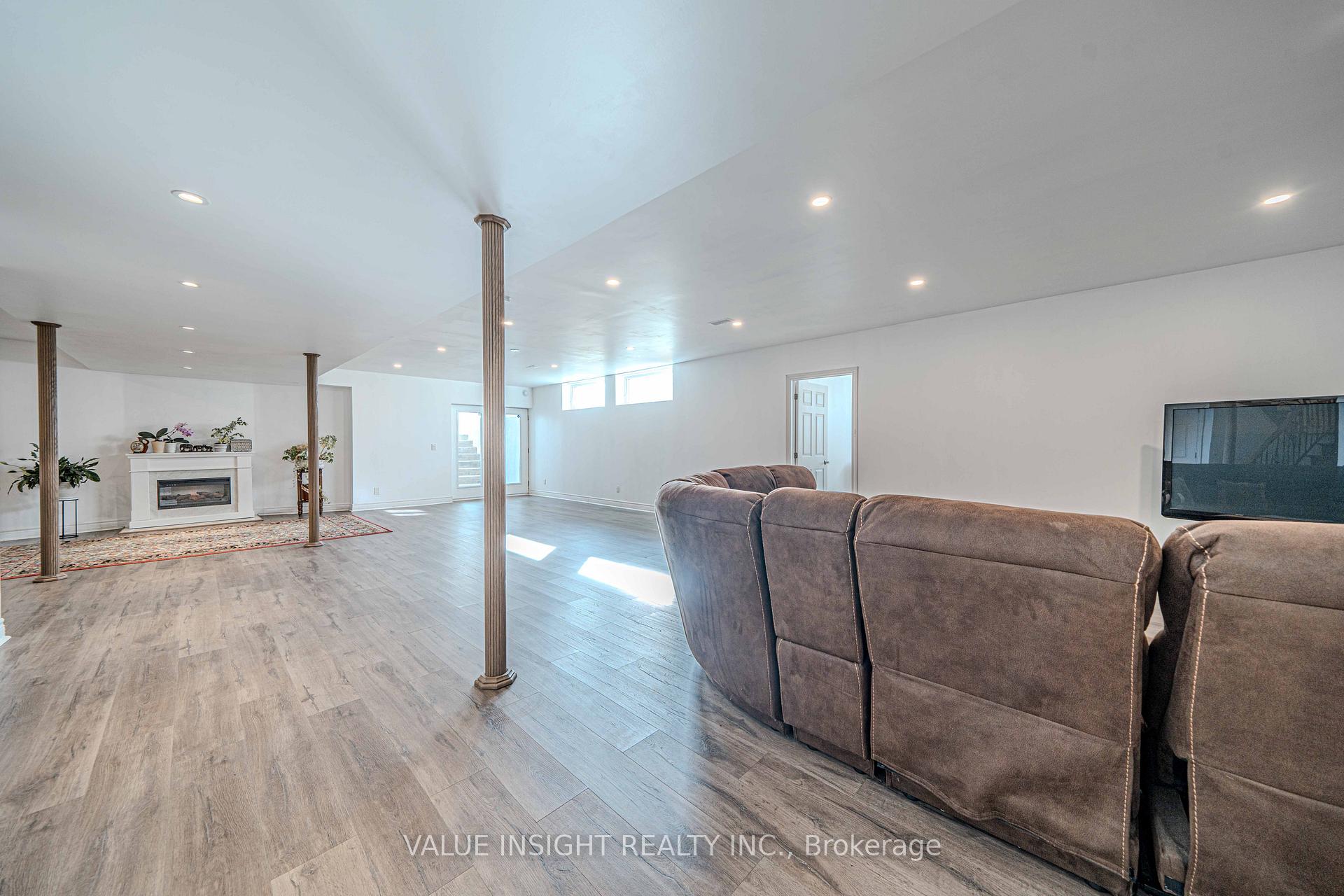 Photo 33 of 166 Campbellville Road, Hamilton, Rural Flamborough — HOMEH