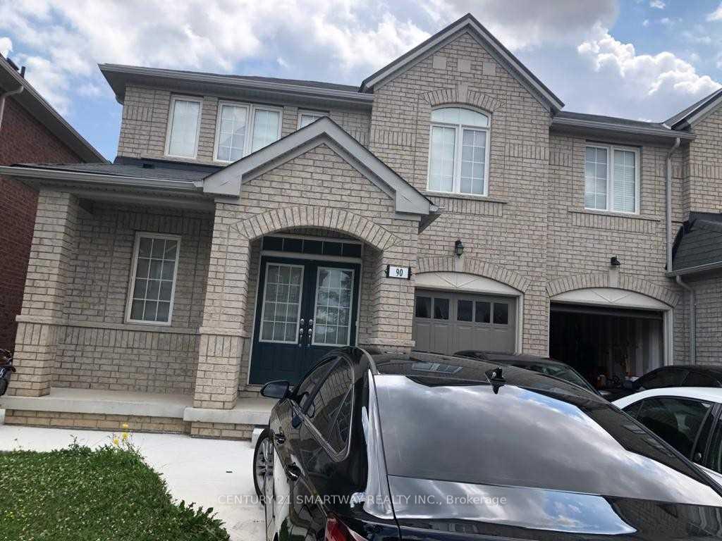 Front of 90 Country Ridge Court