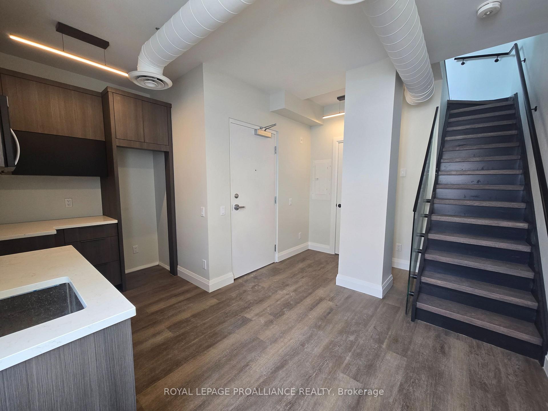 Photo 5 of Unit 201, 241 Front Street, Belleville, Belleville Ward — HOMEH