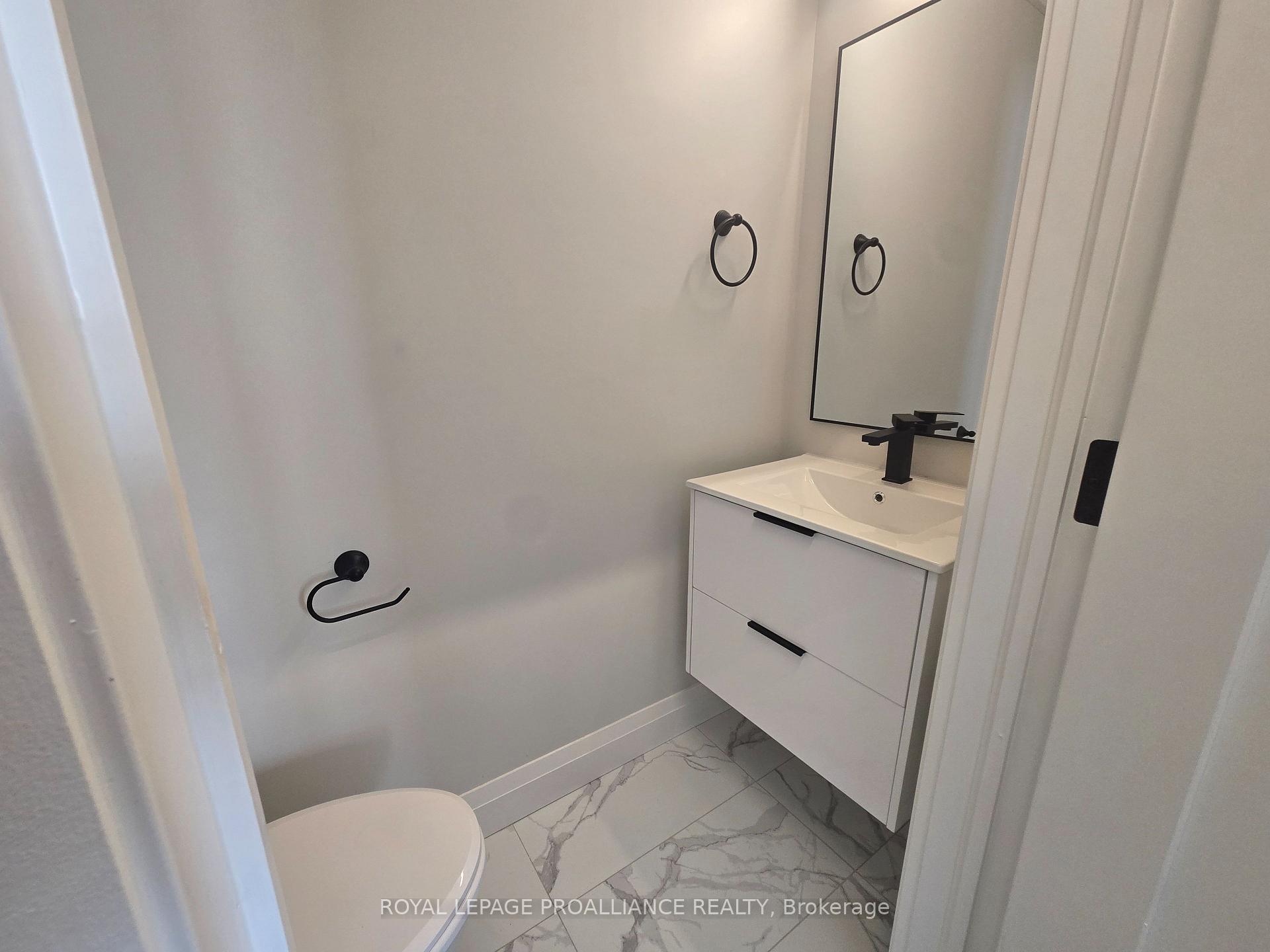 Photo 6 of Unit 201, 241 Front Street, Belleville, Belleville Ward — HOMEH