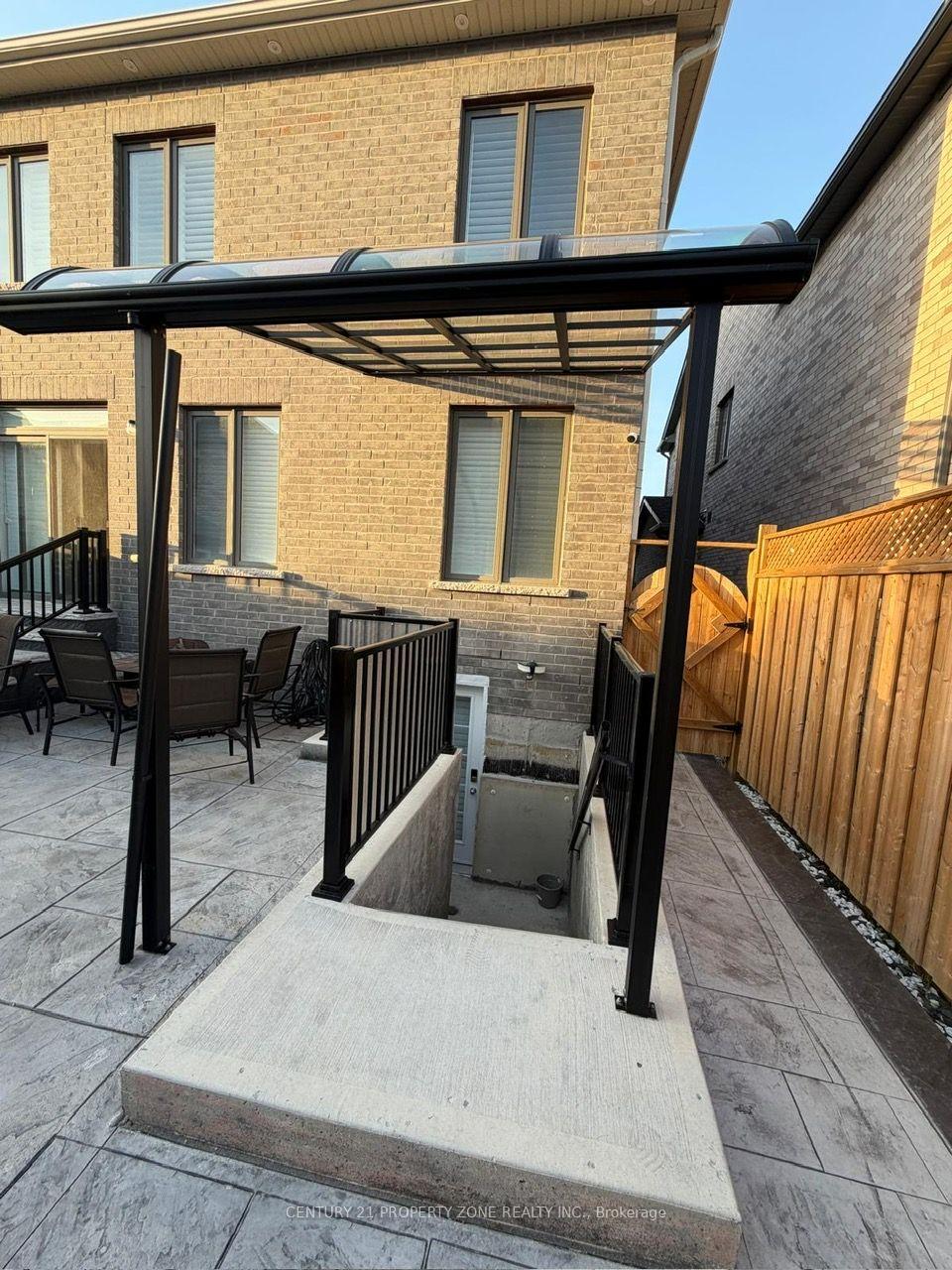 Photo 1 of Unit BSMT, 4 Stellarton Crescent, Brampton, Northwest Brampton — HOMEH