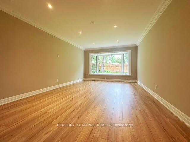 Photo 18 of 1417 Wateska Boulevard, Mississauga, Lorne Park — HOMEH