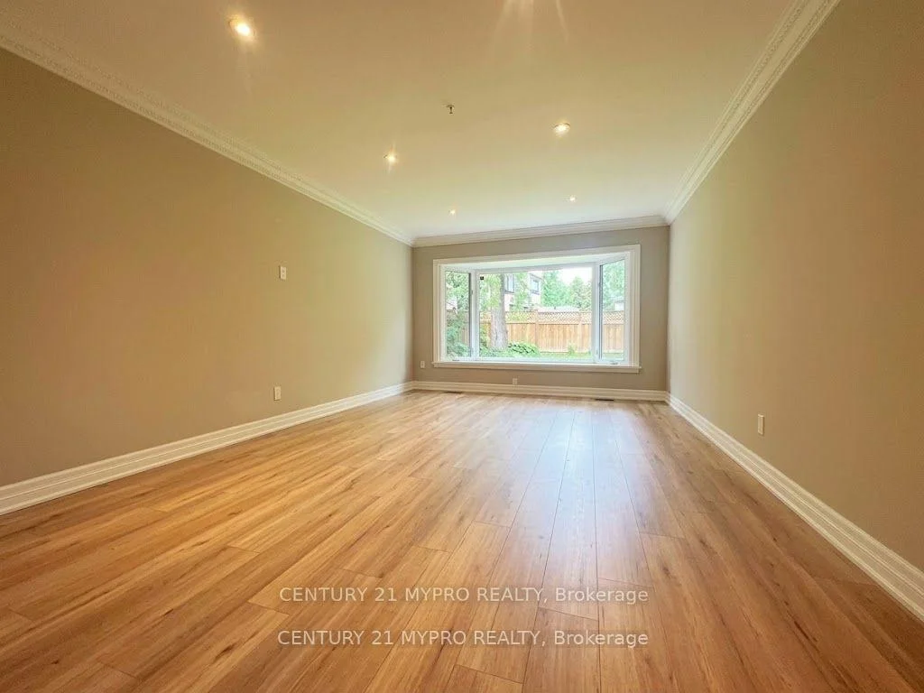 Photo 9 of 1417 Wateska Boulevard, Mississauga, Lorne Park — HOMEH