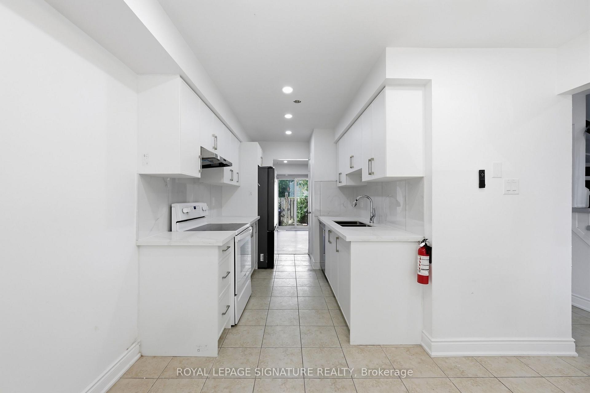 Photo 9 of Unit 94, 1020 Central Park Drive, Brampton, Northgate — HOMEH