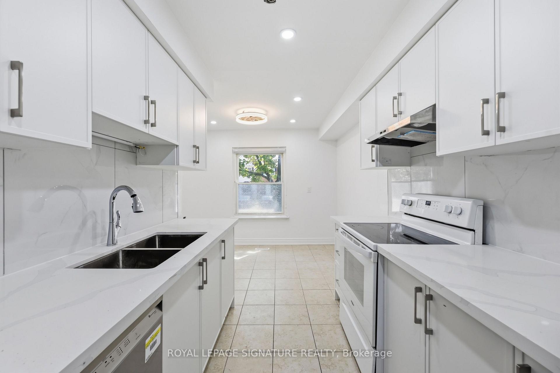 Photo 10 of Unit 94, 1020 Central Park Drive, Brampton, Northgate — HOMEH
