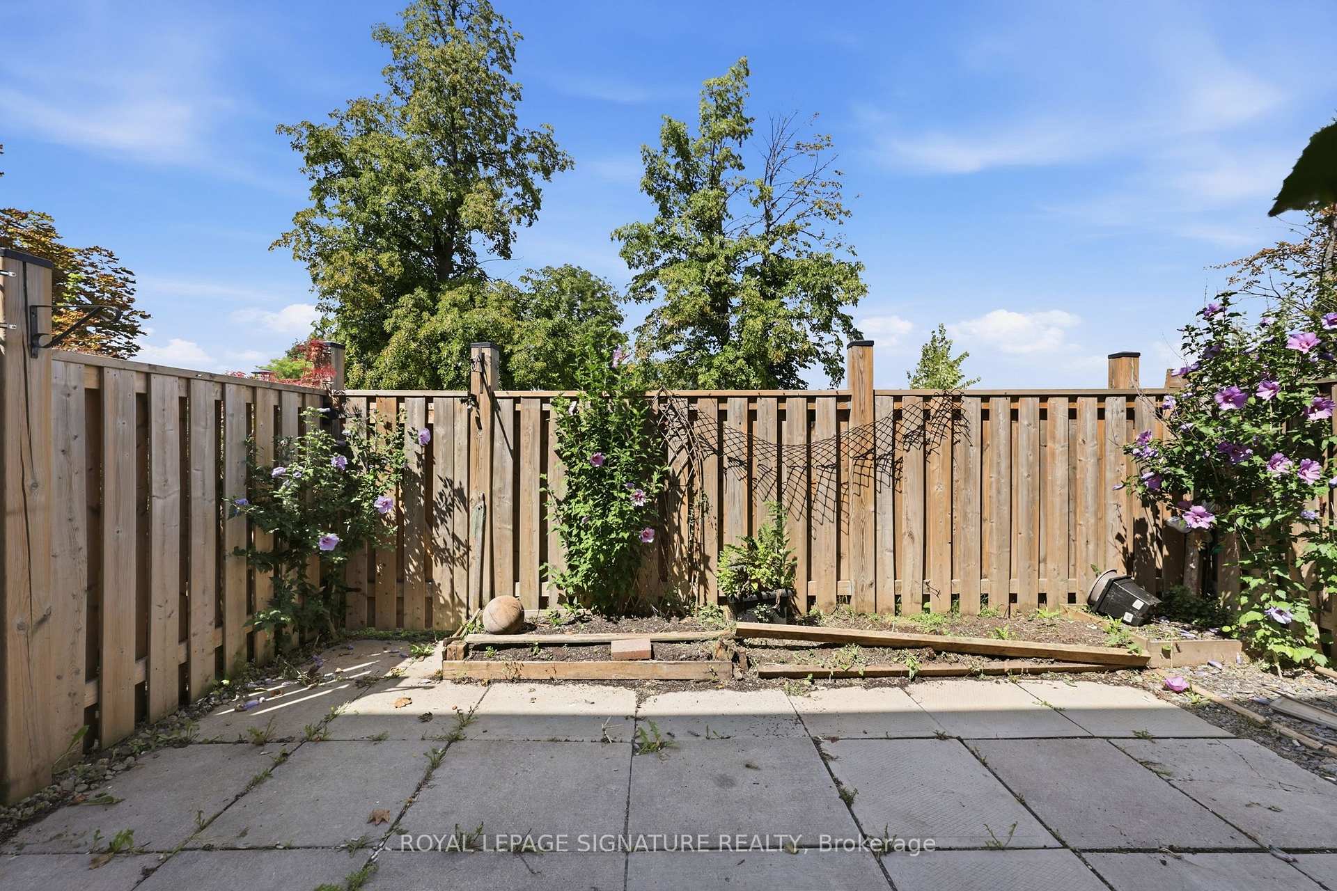 Photo 26 of Unit 94, 1020 Central Park Drive, Brampton, Northgate — HOMEH