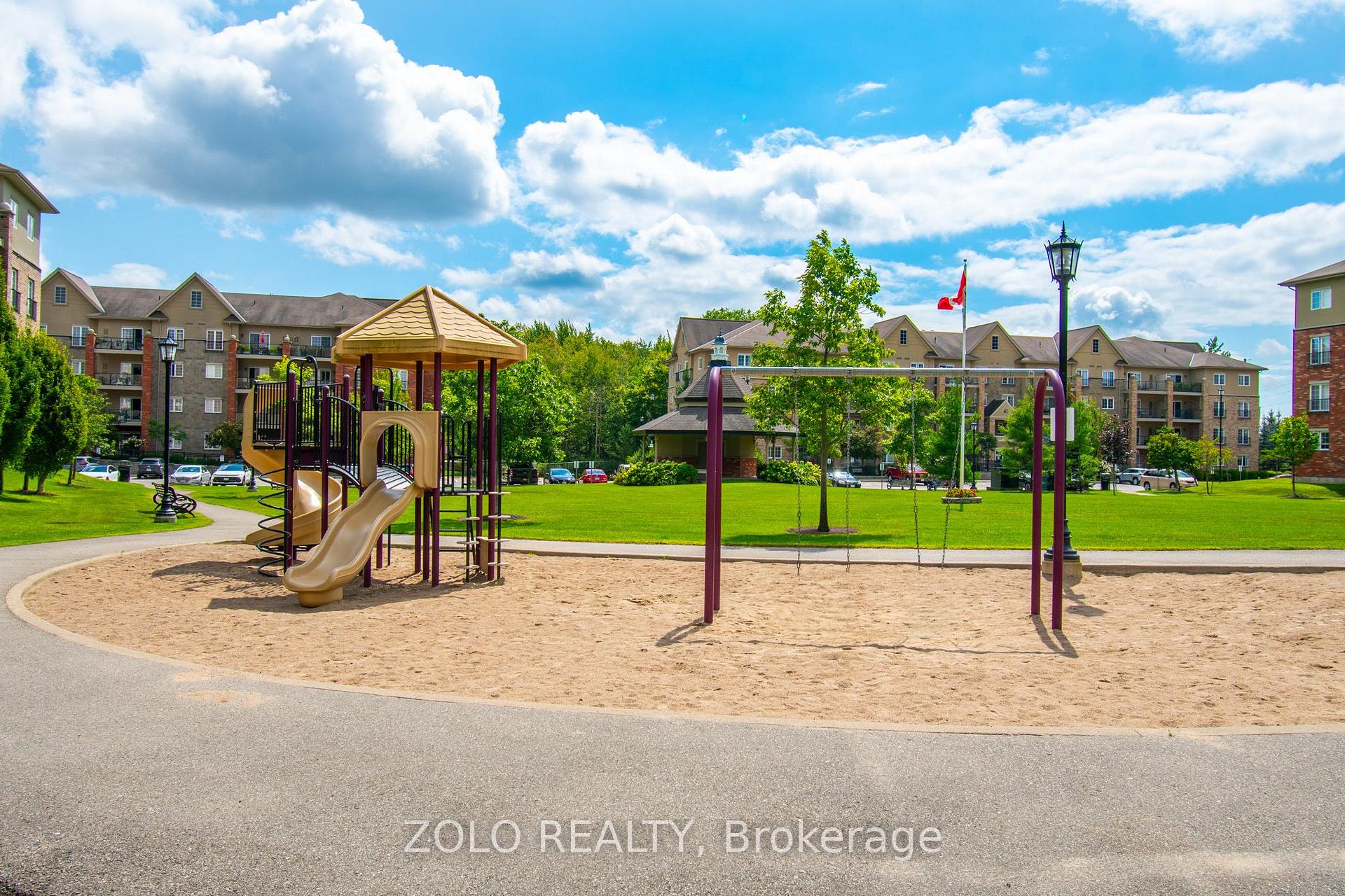 Photo 5 of Unit 312, 41 Ferndale Drive S, Barrie, Ardagh — HOMEH