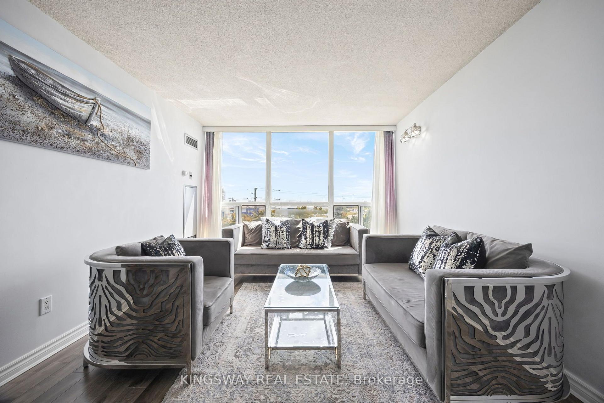 Photo of Unit 507, 12 Laurelcrest Street