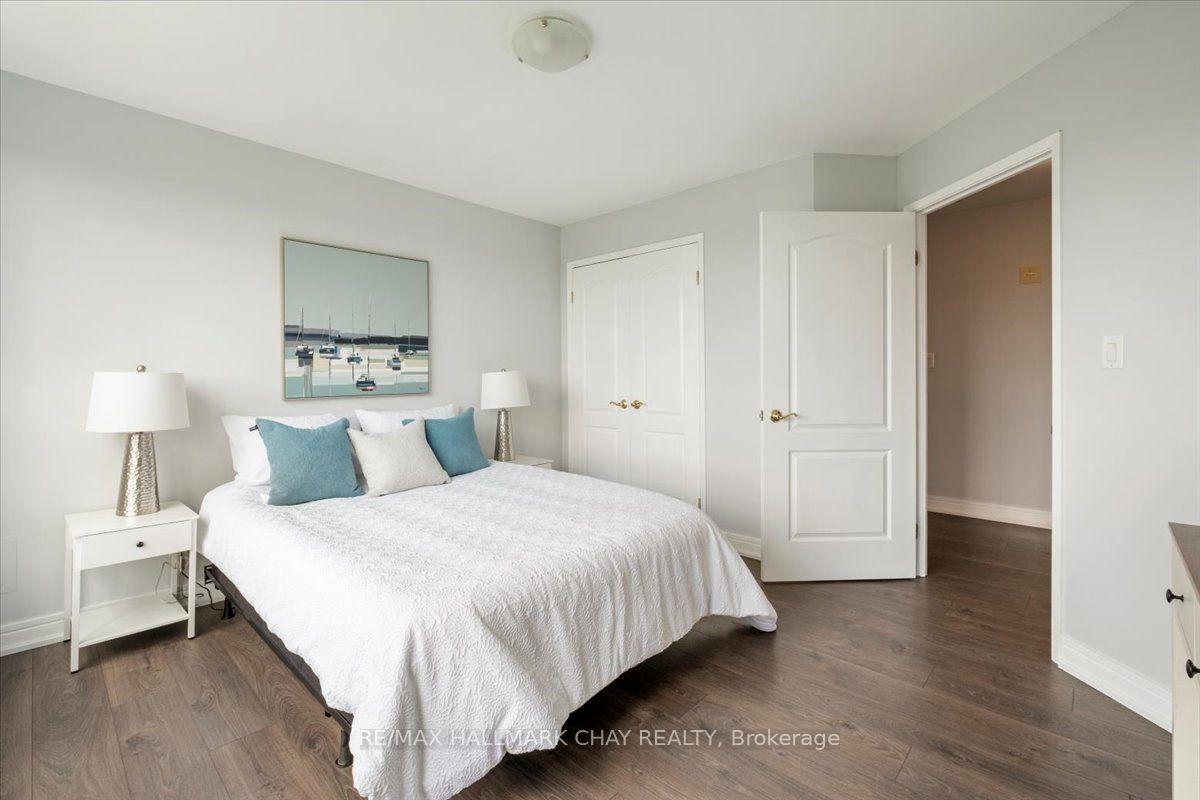 Photo 32 of Unit 605, 2 Toronto Street, Barrie, Lakeshore — HOMEH