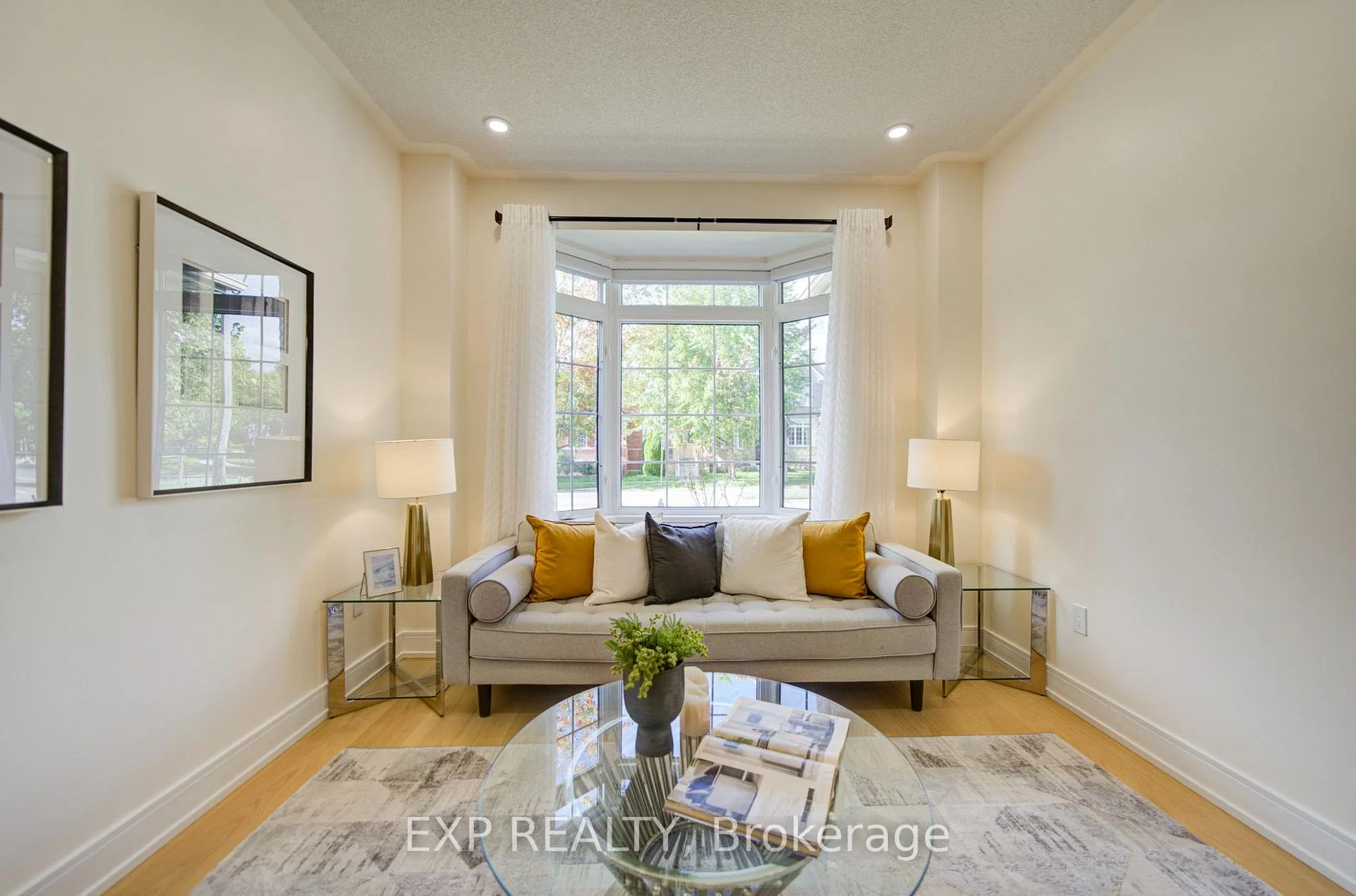 Photo 4 of 13 Kenilworth Gate, Markham, Cornell — HOMEH