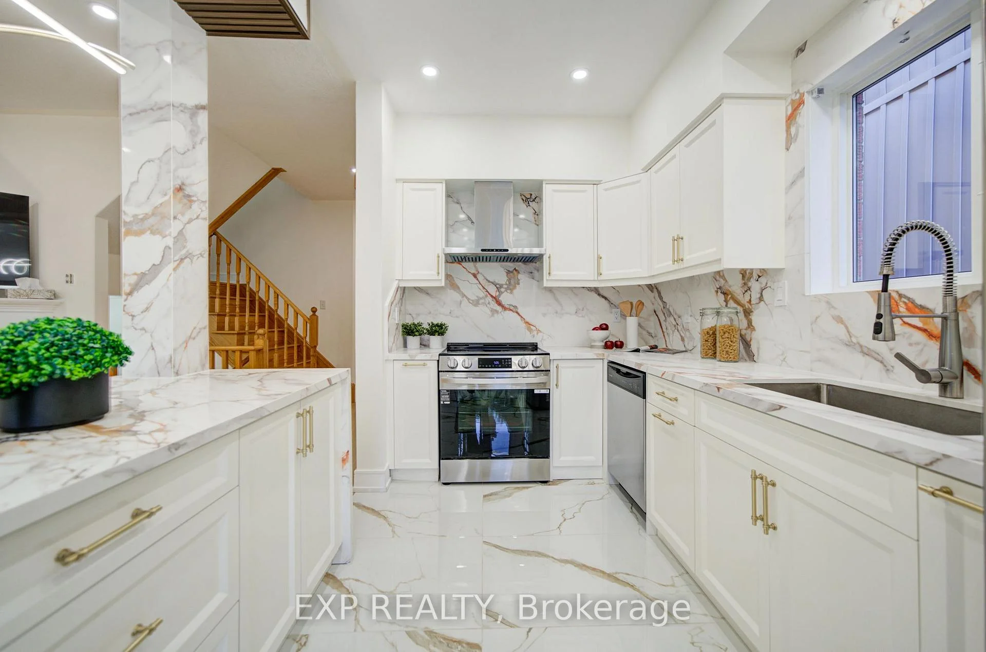 Photo 14 of 13 Kenilworth Gate, Markham, Cornell — HOMEH